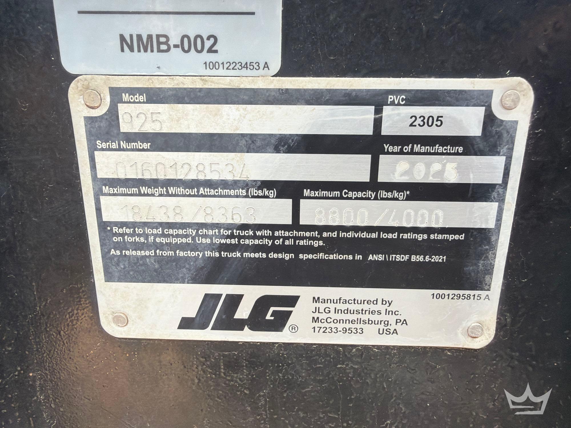 2023 JLG 925