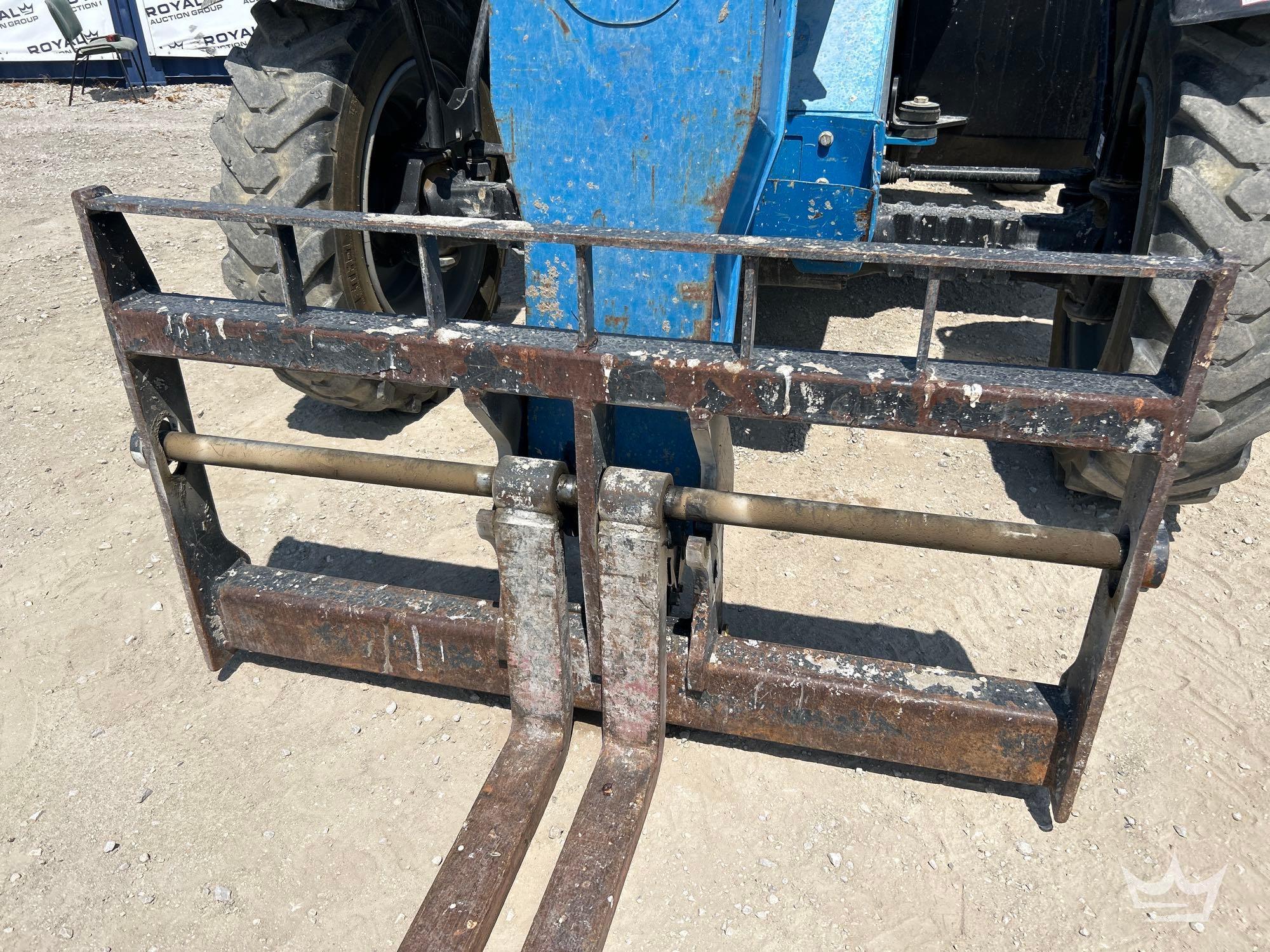 2018 Genie GTH-844