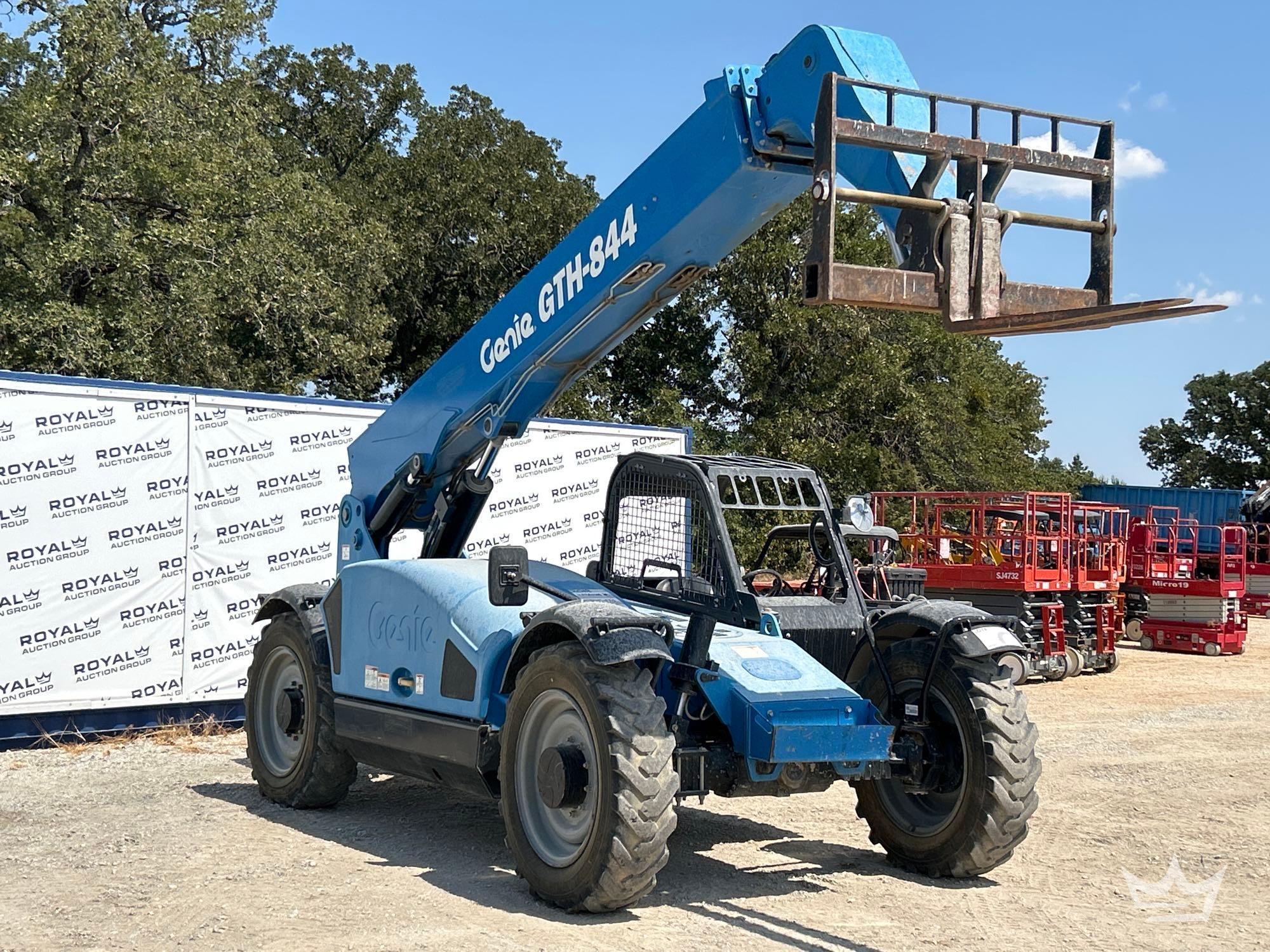 2018 Genie GTH-844