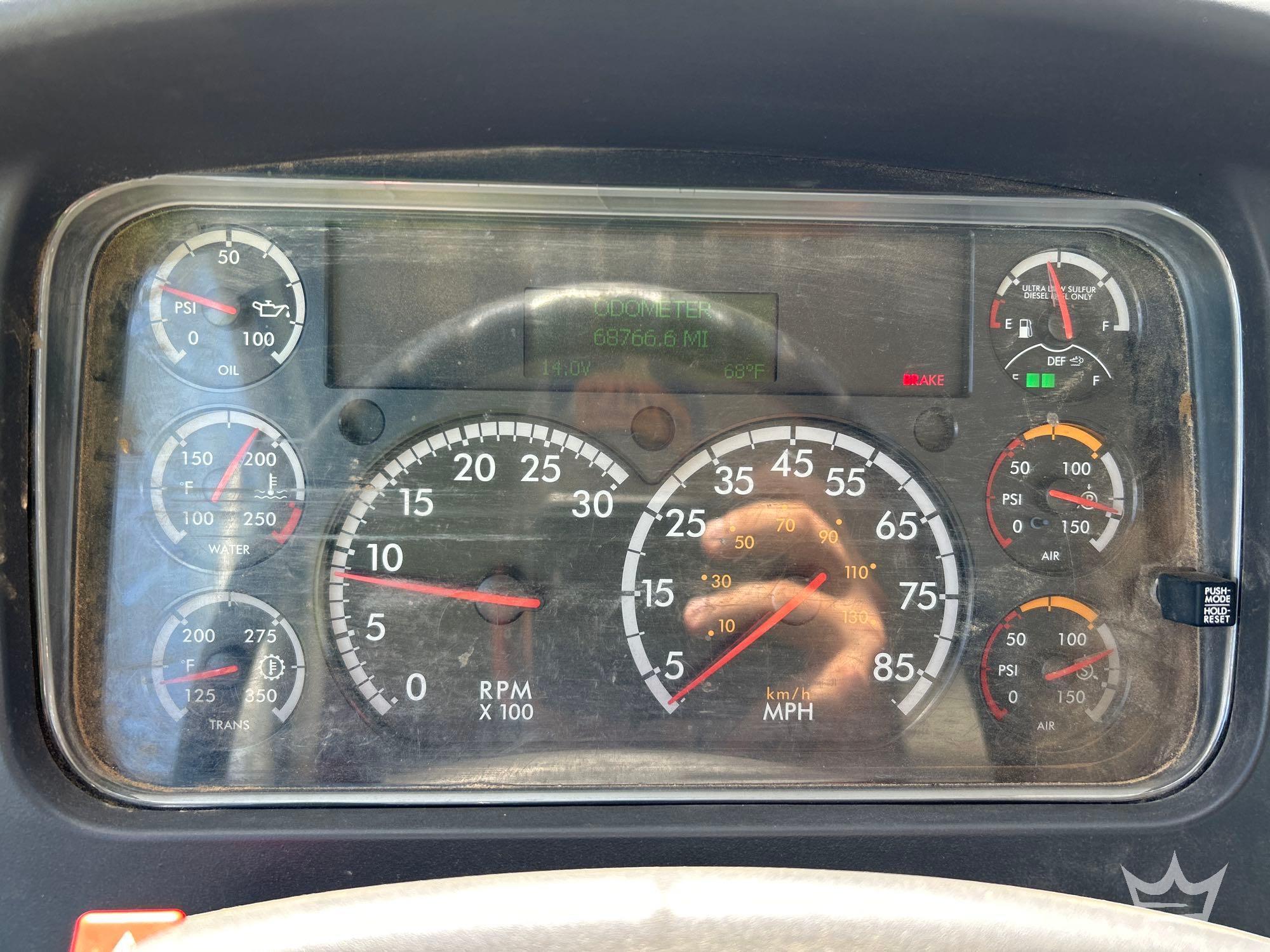 2019 Freightliner M2 106