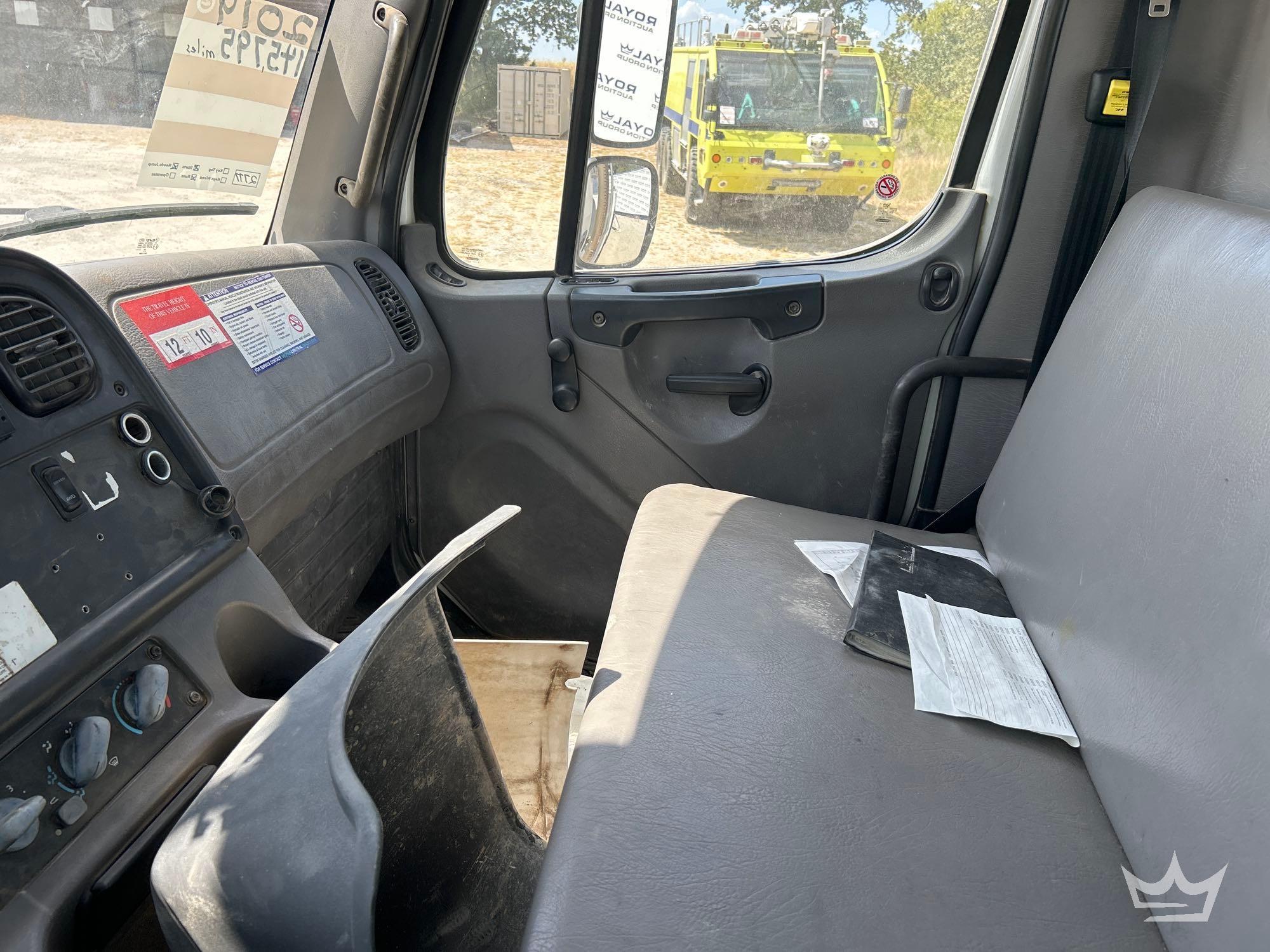 2019 Freightliner M2 106