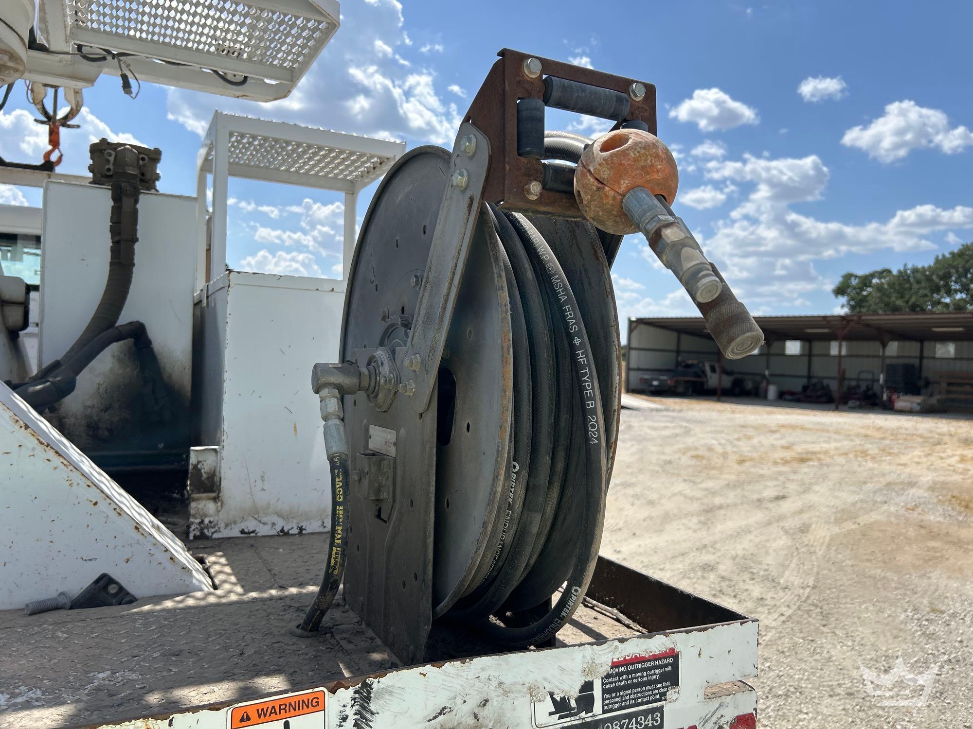 2019 Freightliner M2 106