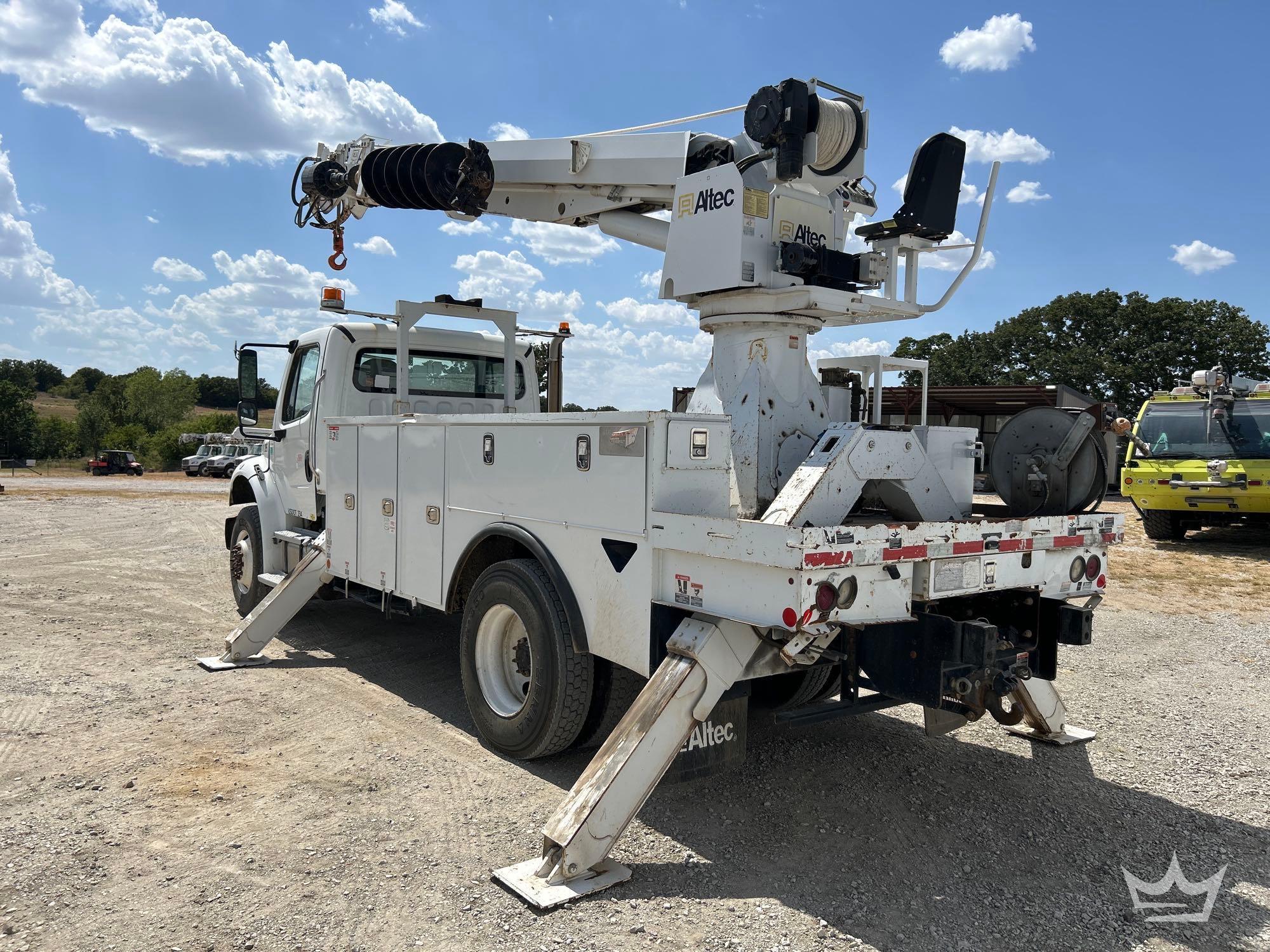 2019 Freightliner M2 106
