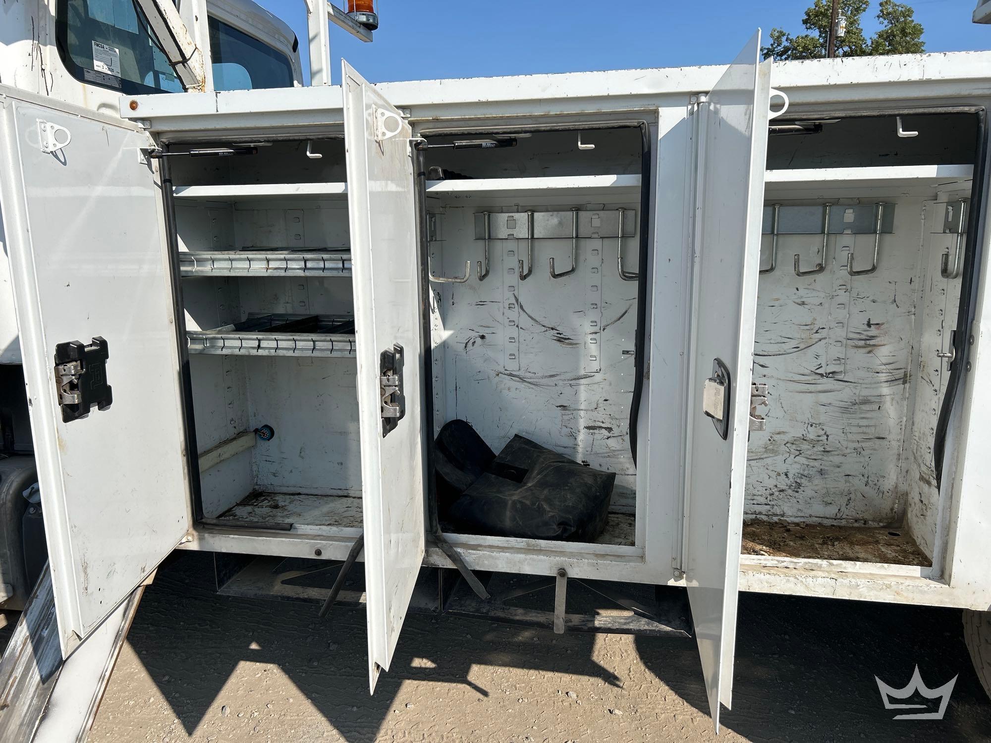 2018 Freightliner M2 106