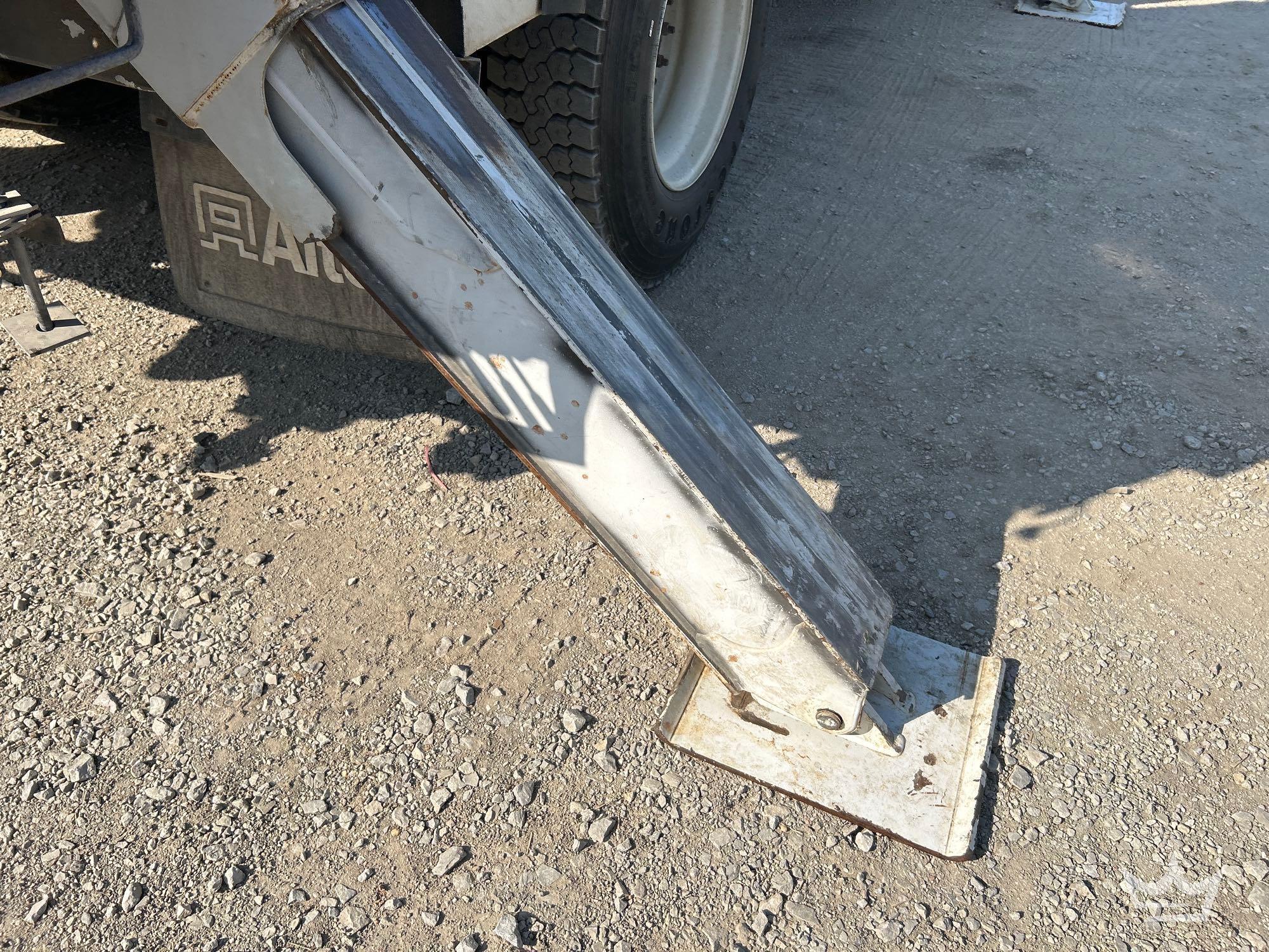2018 Freightliner M2 106