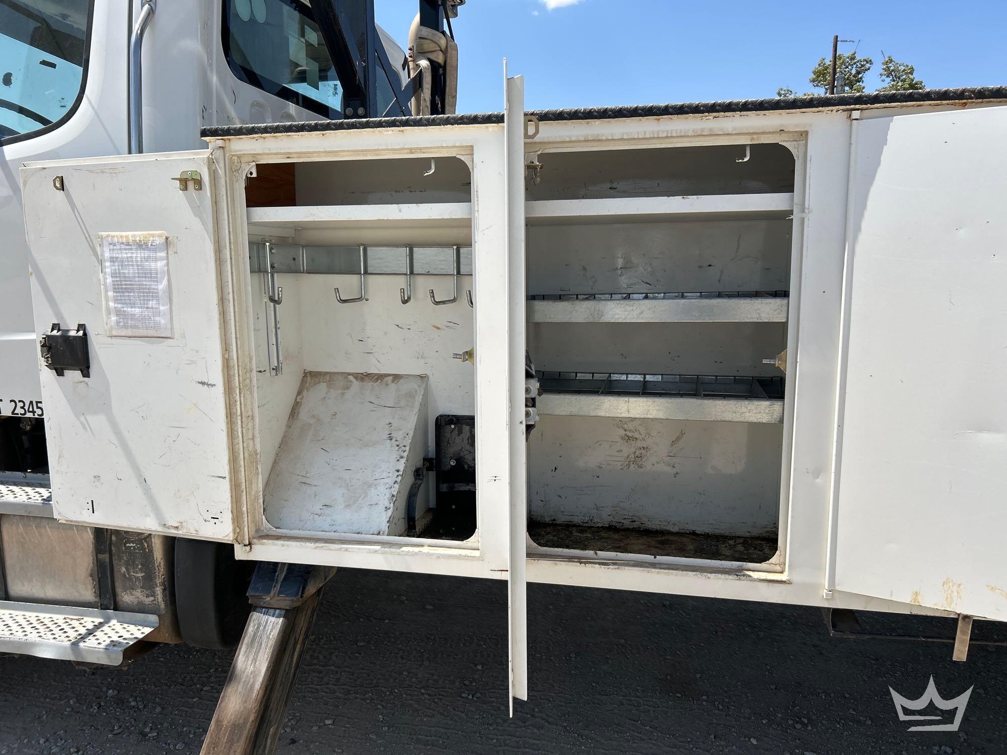 2020 Freightliner M2 106