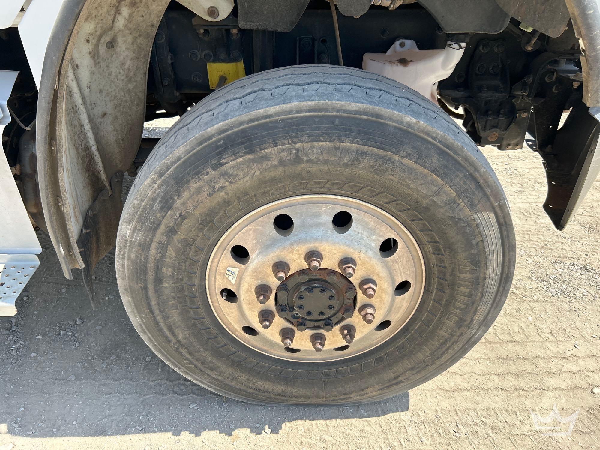 2020 Freightliner M2 106