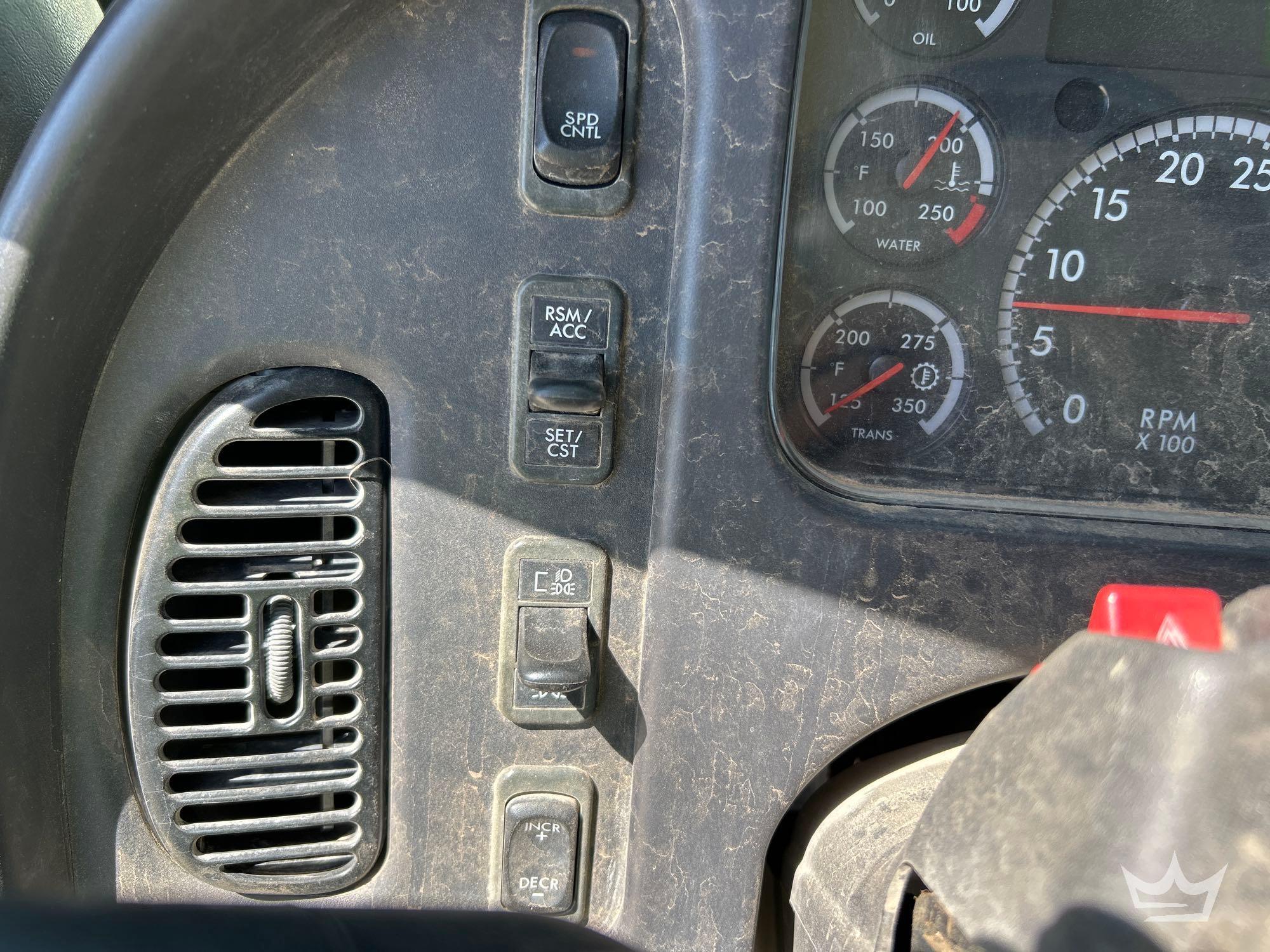 2019 Freightliner M2 106