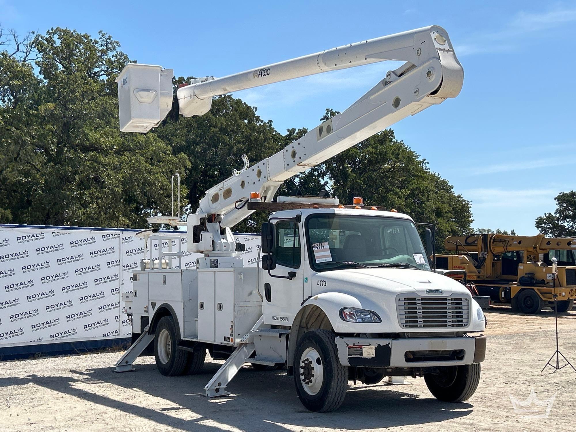 2019 Freightliner M2 106