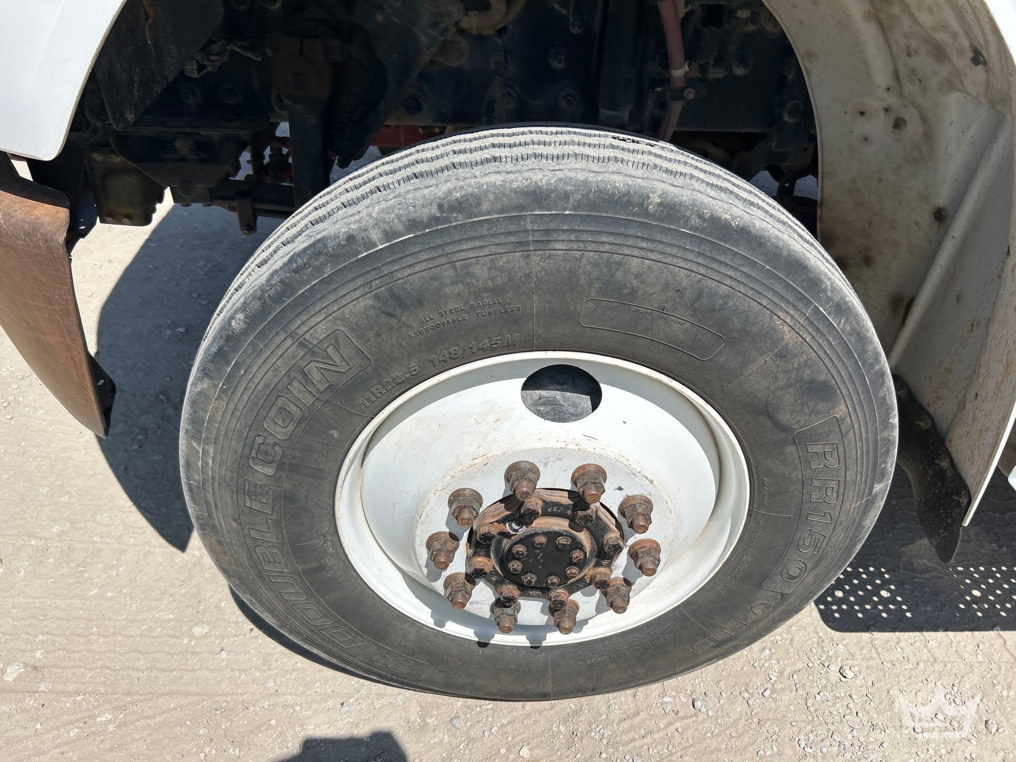 2019 Freightliner M2 106