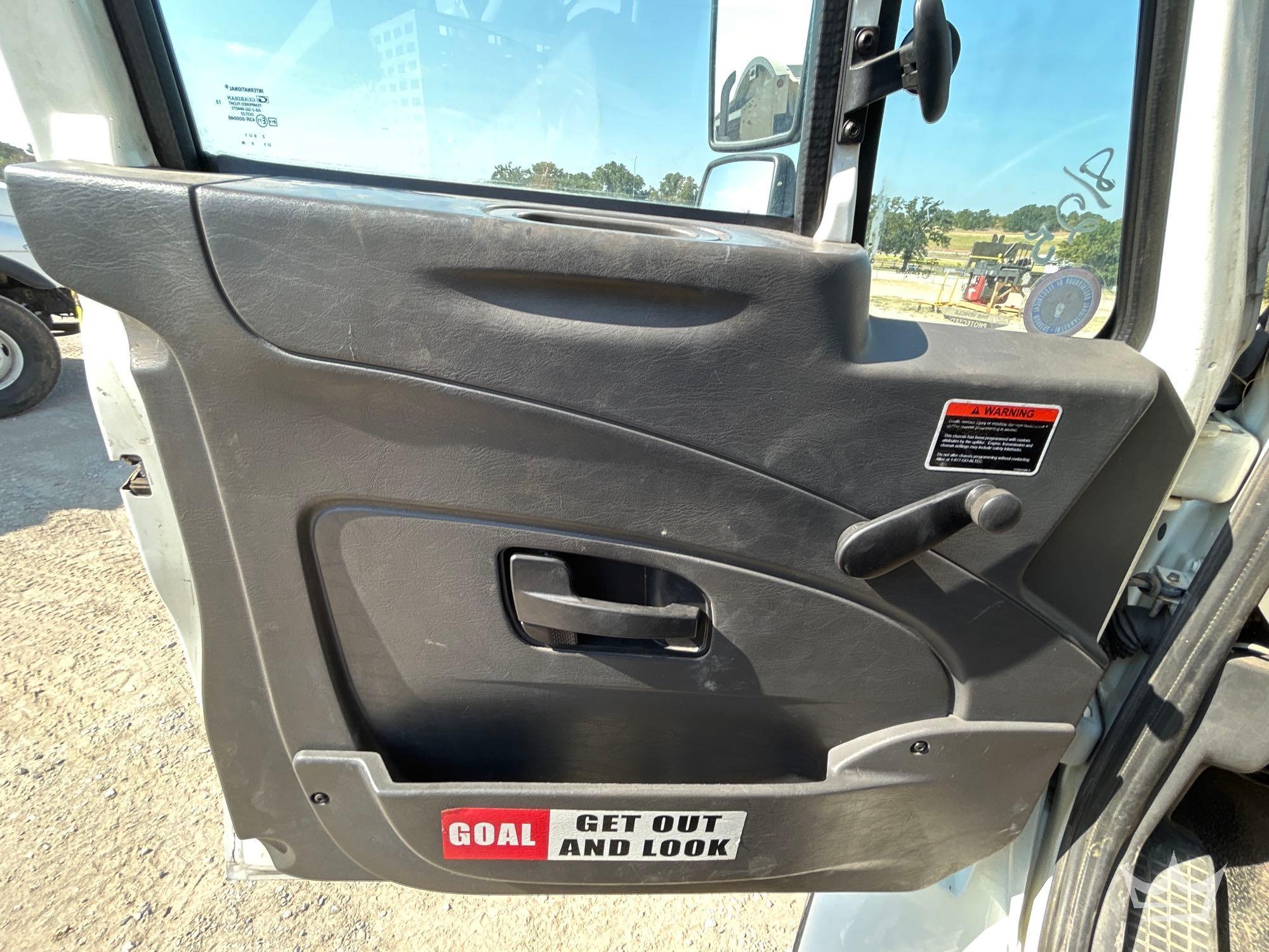 2014 International DuraStar 4300