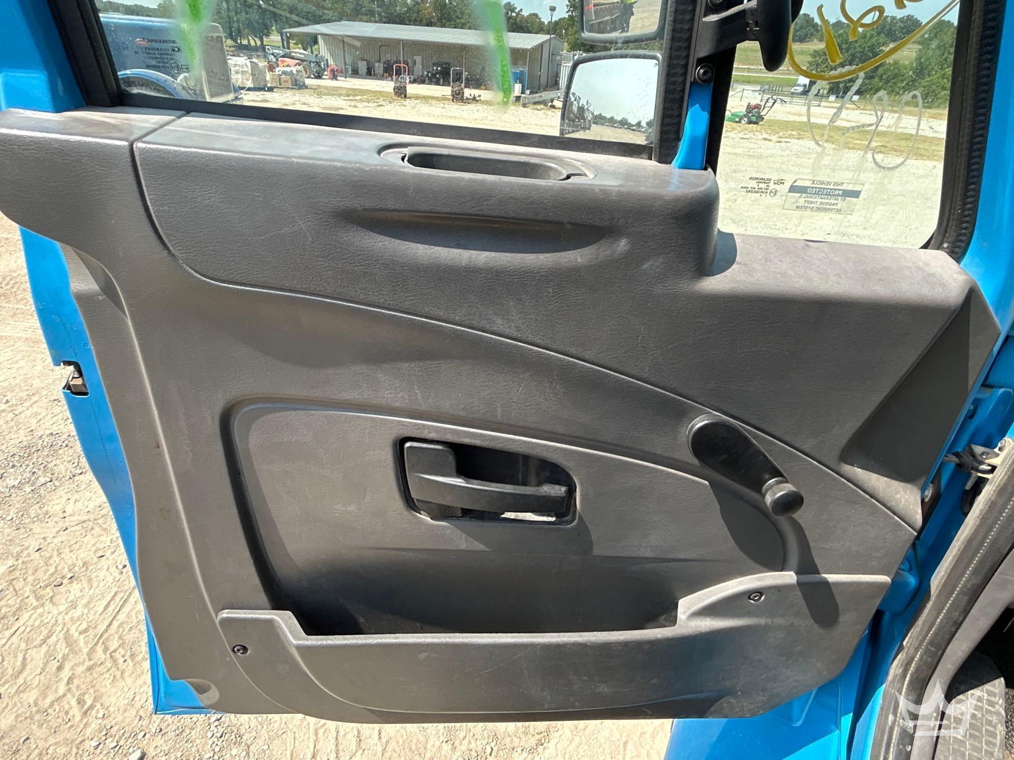 2011 International DuraStar 4300