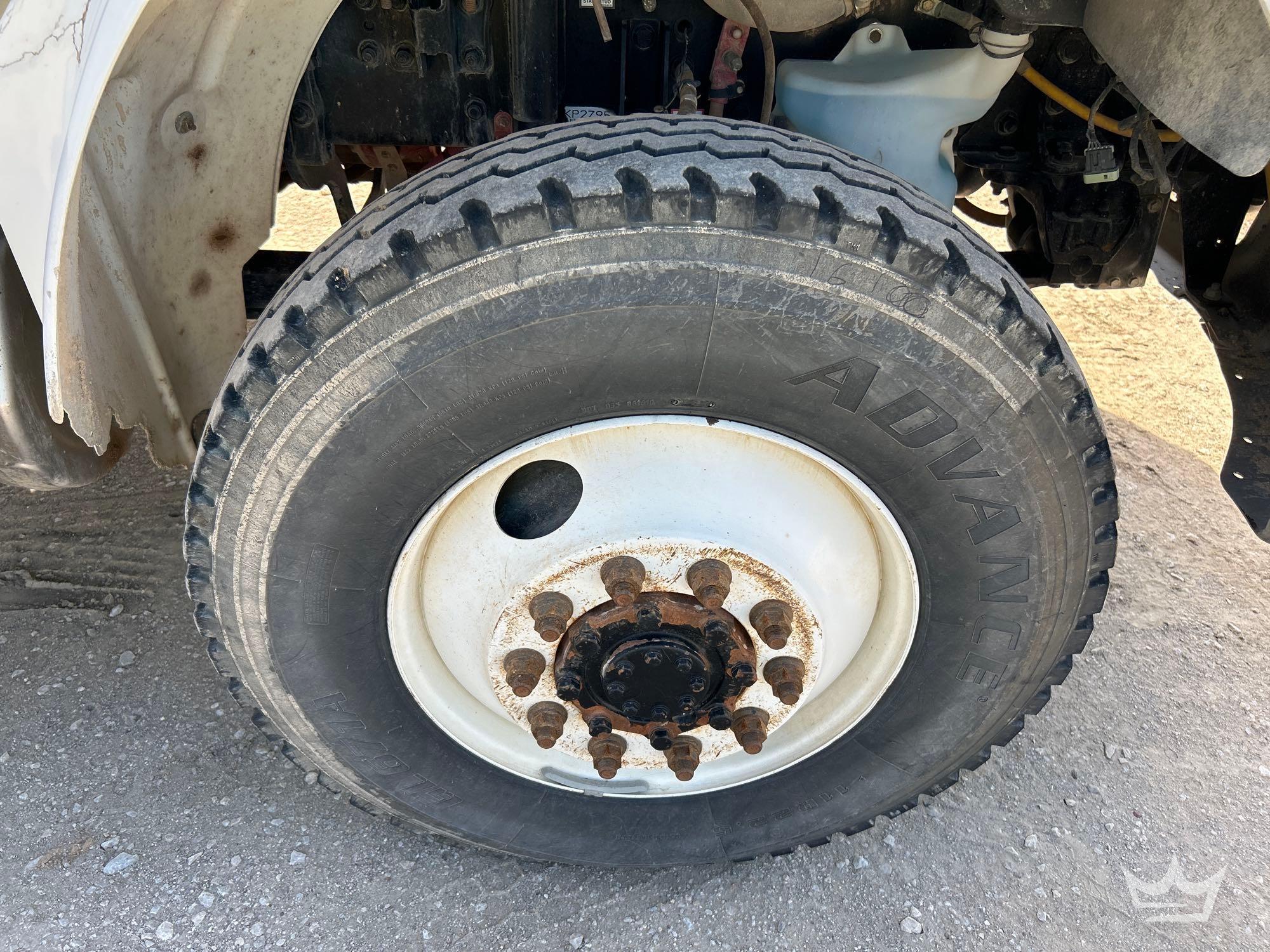 2019 Freightliner M2 106