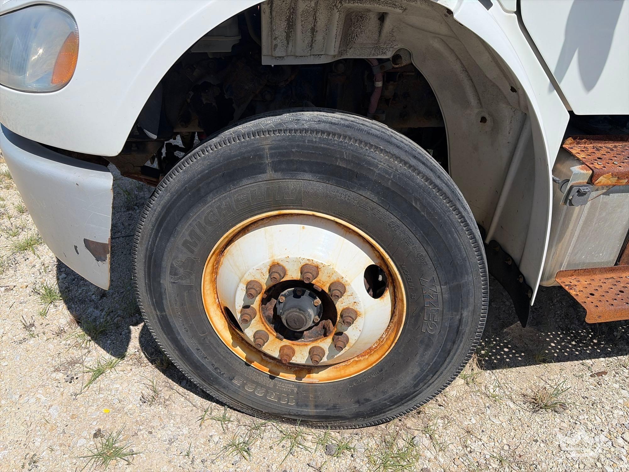 2018 Freightliner M2 106
