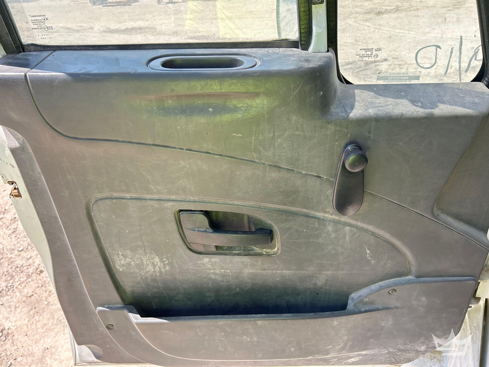 2014 International DuraStar 4300