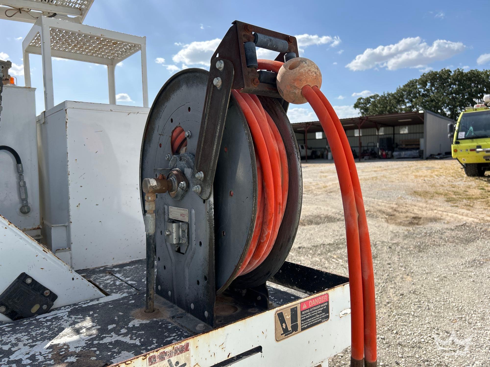 2019 Freightliner M2 106