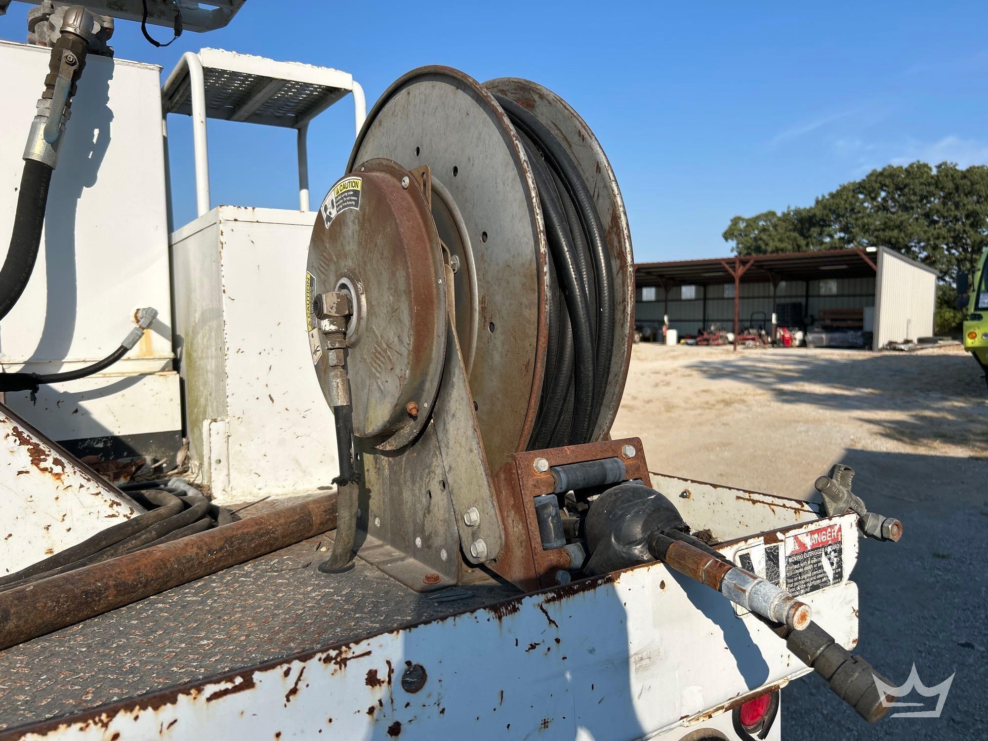 2014 Freightliner M2 106