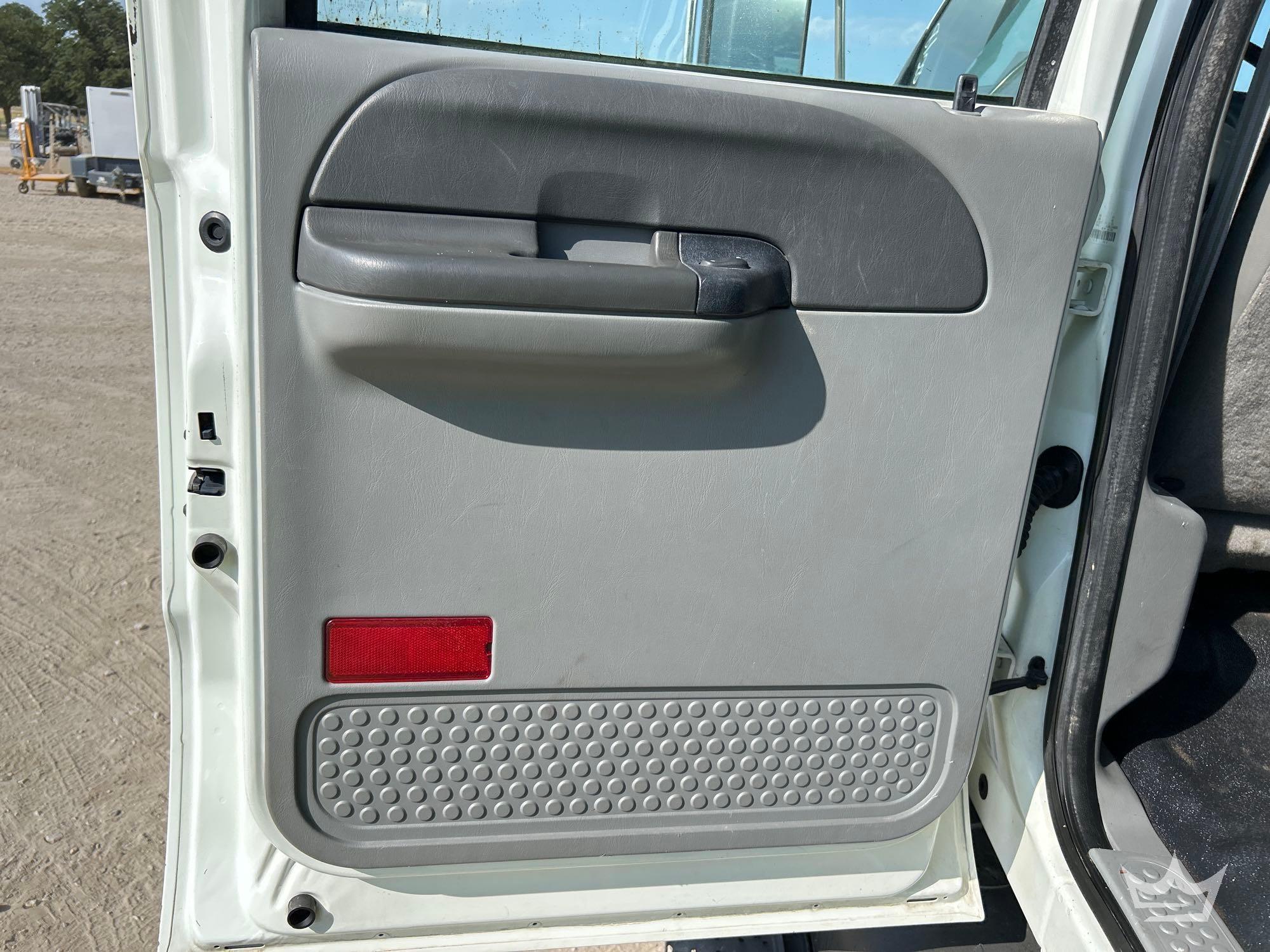 2008 Ford F750