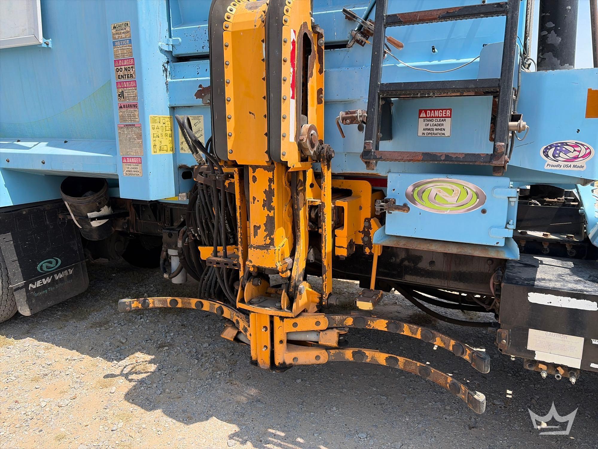2014 Autocar XPEDITOR