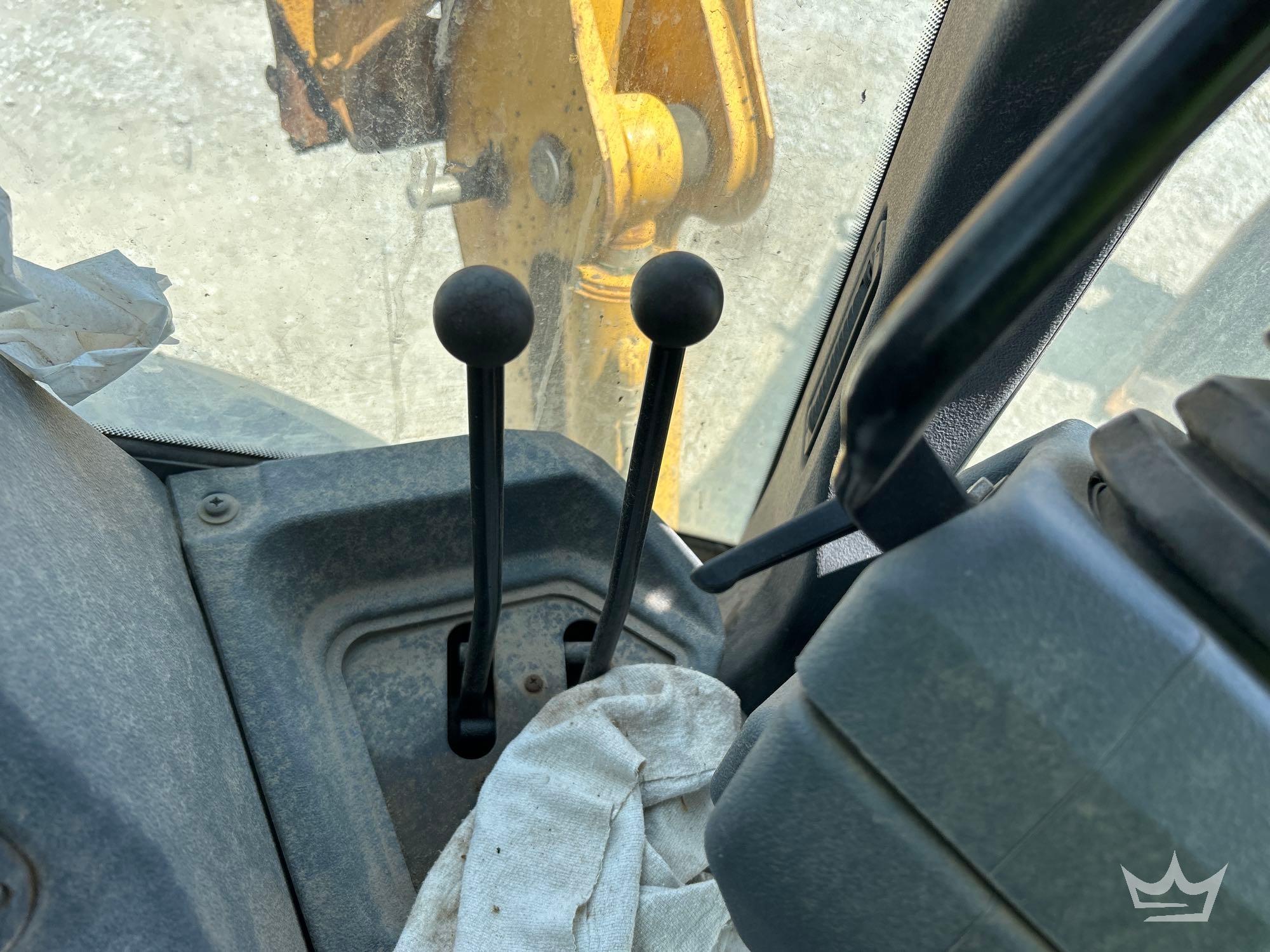 2019 John Deere 410LE