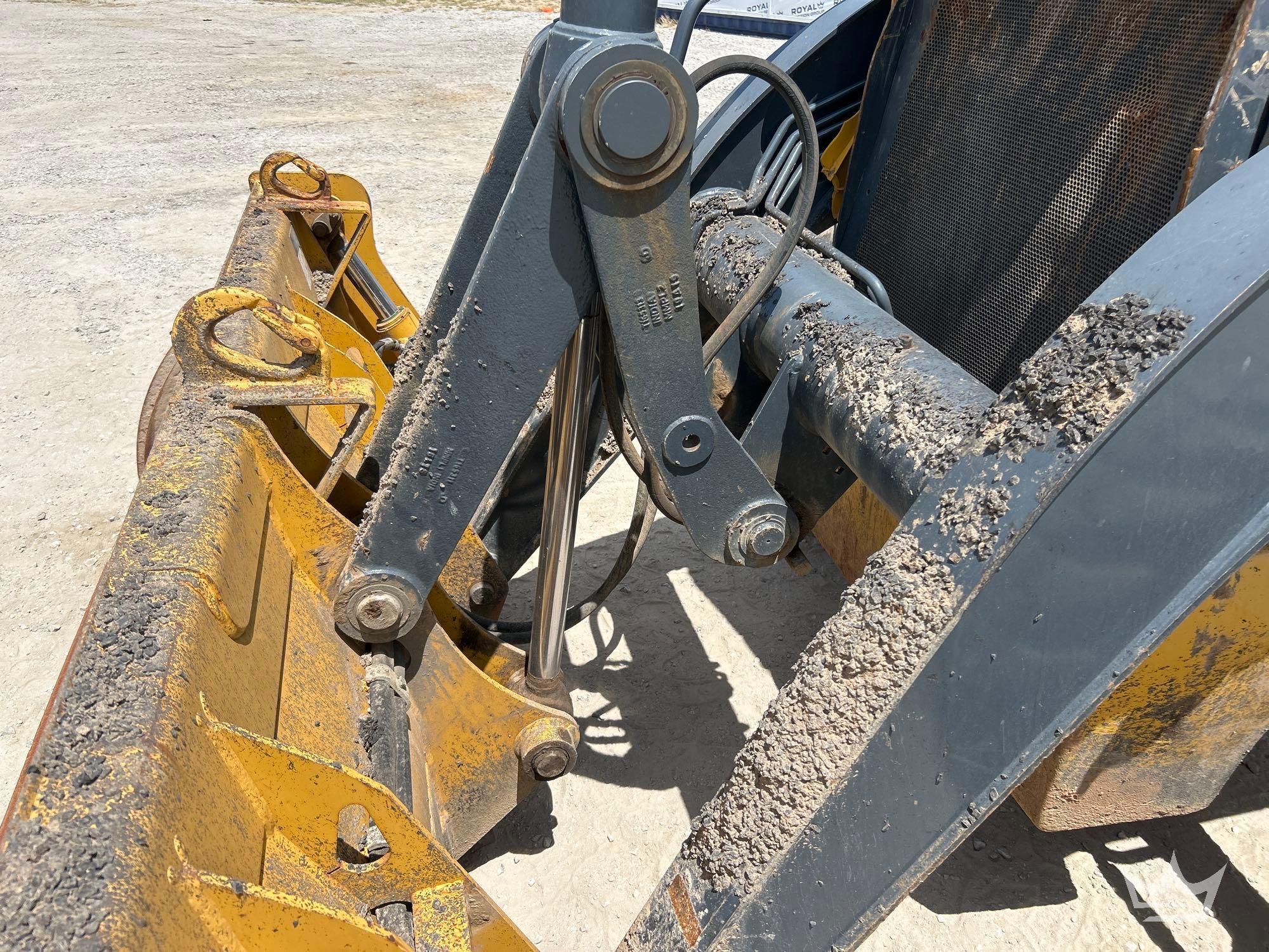 2019 John Deere 410LE