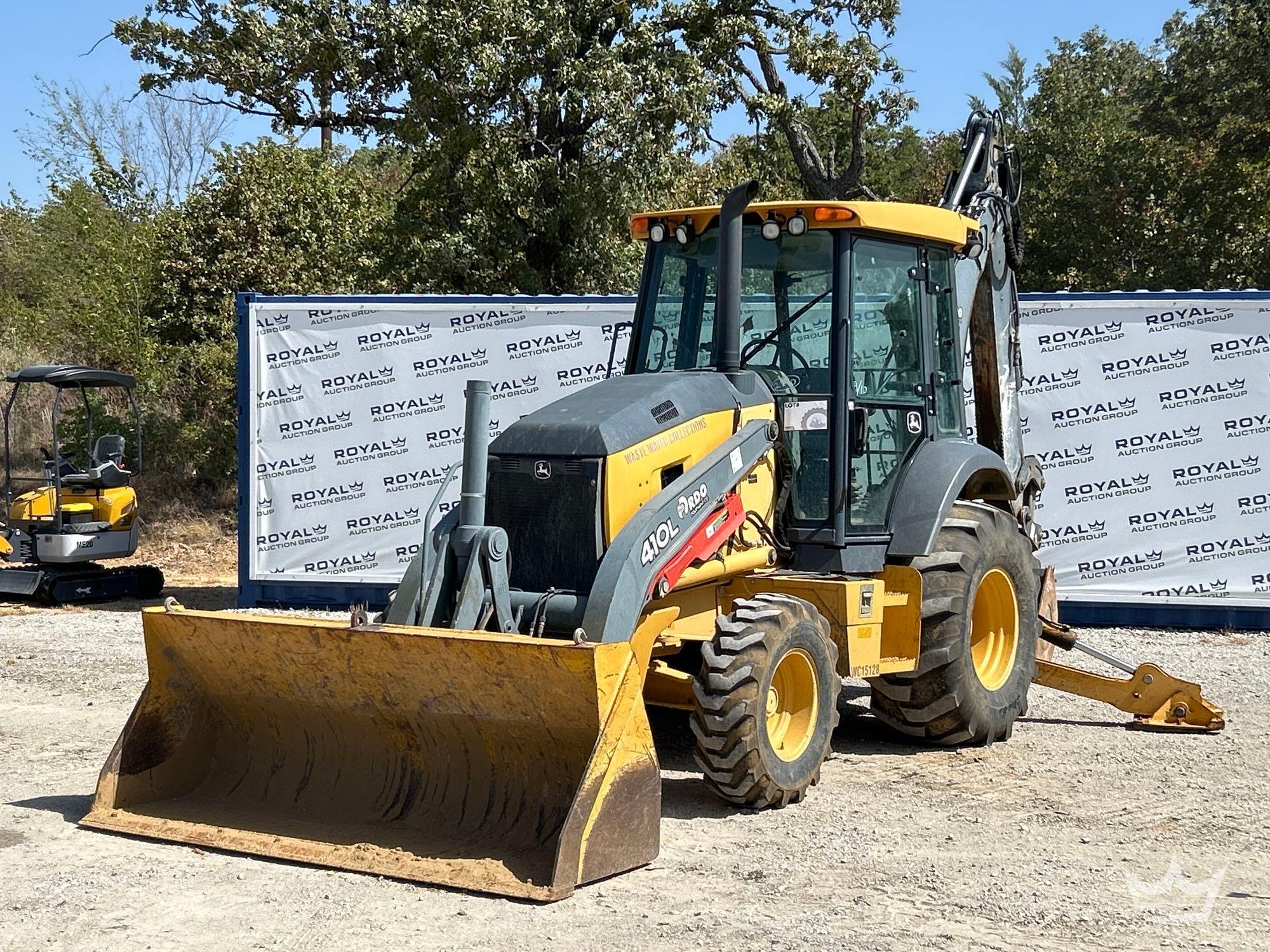 2015 John Deere 410LE