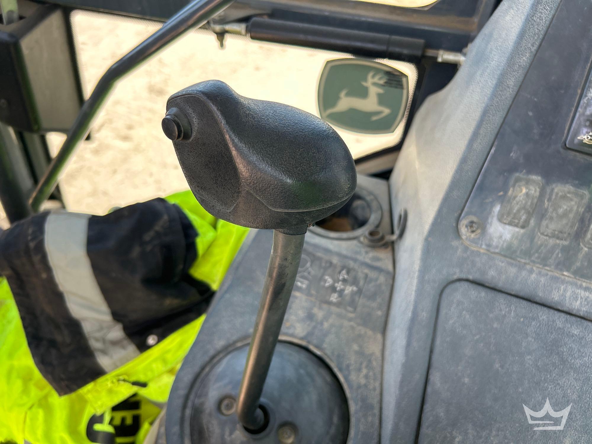 2015 John Deere 410LE