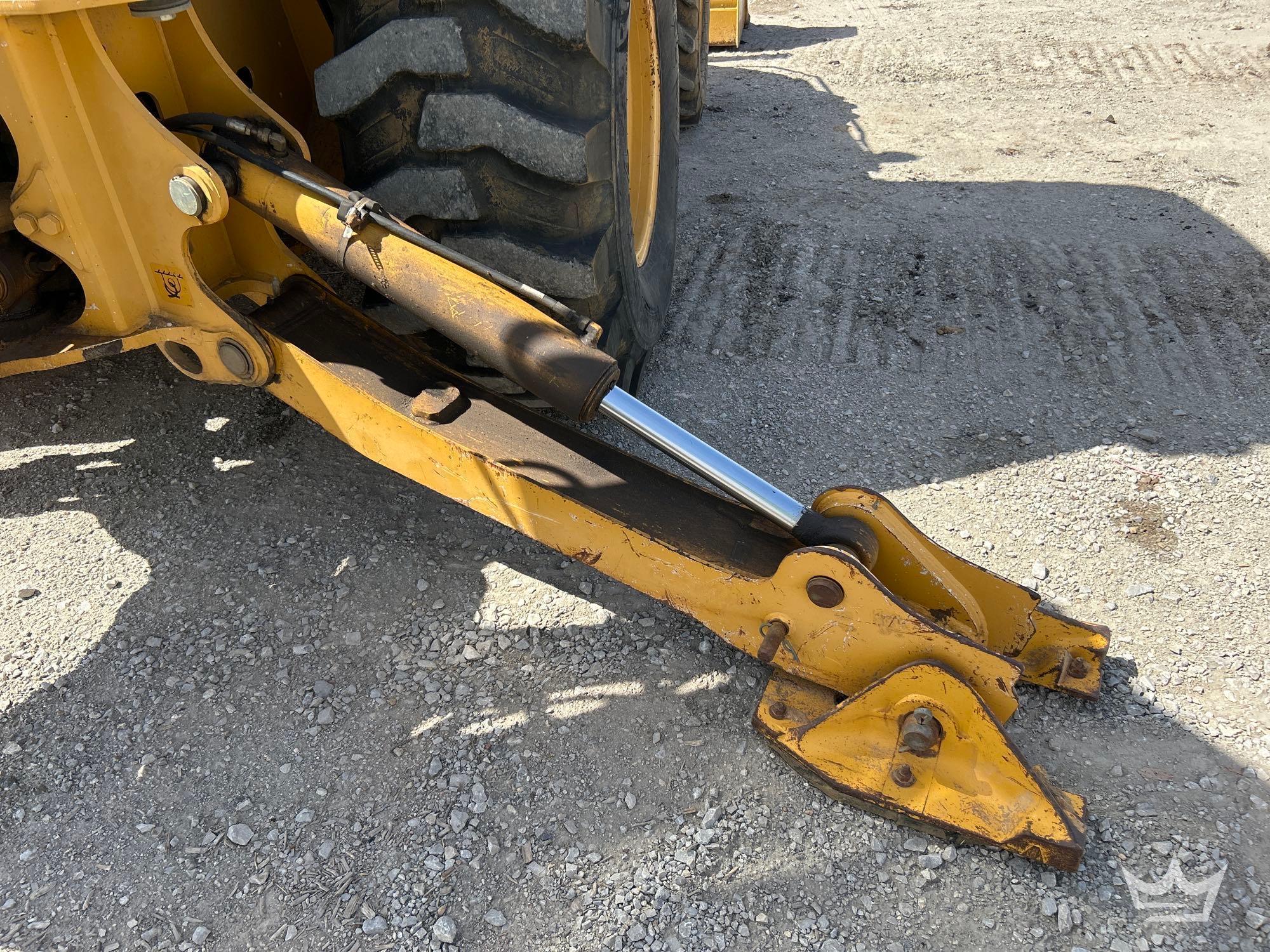 2015 John Deere 410LE
