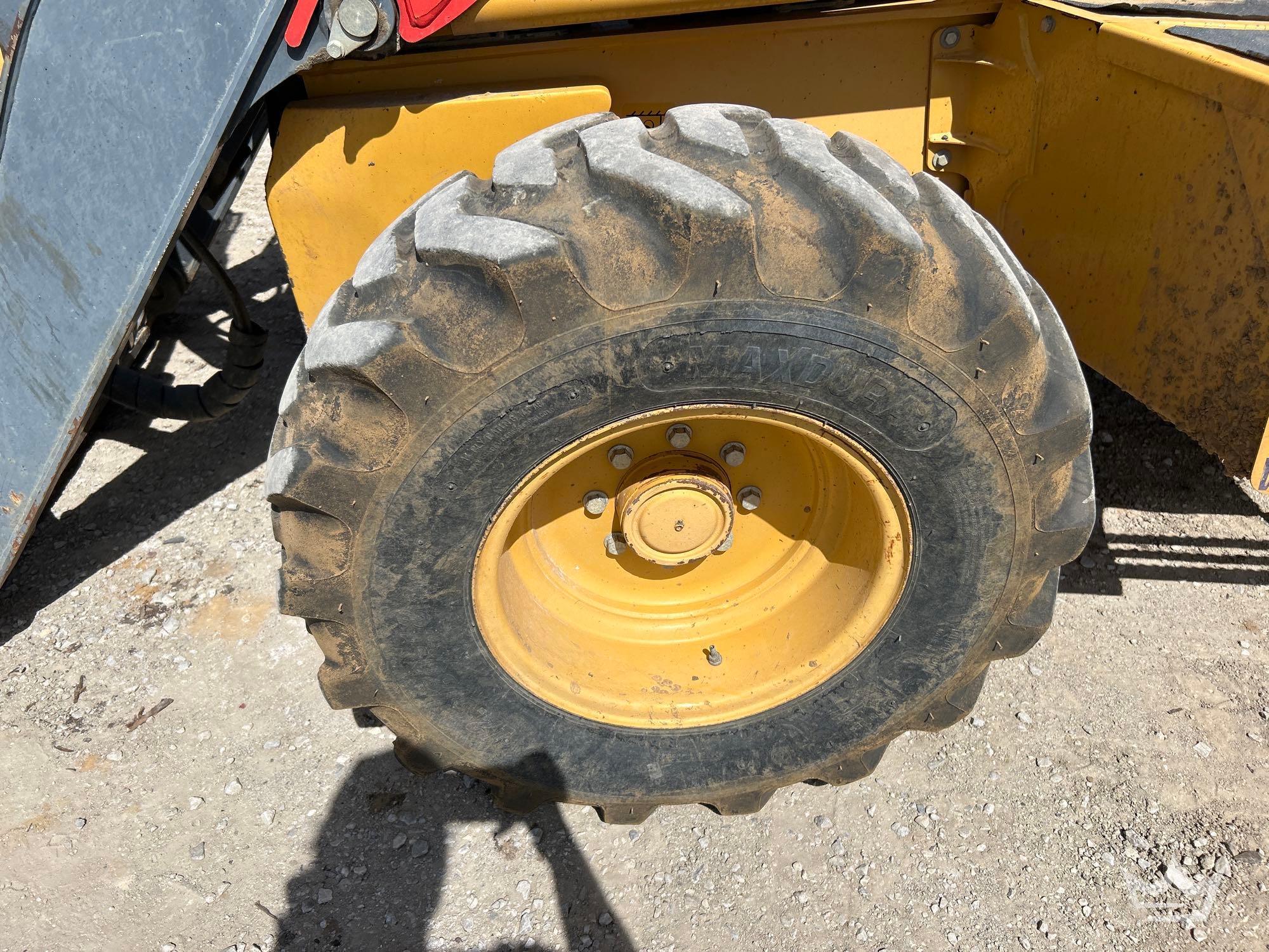 2015 John Deere 410LE