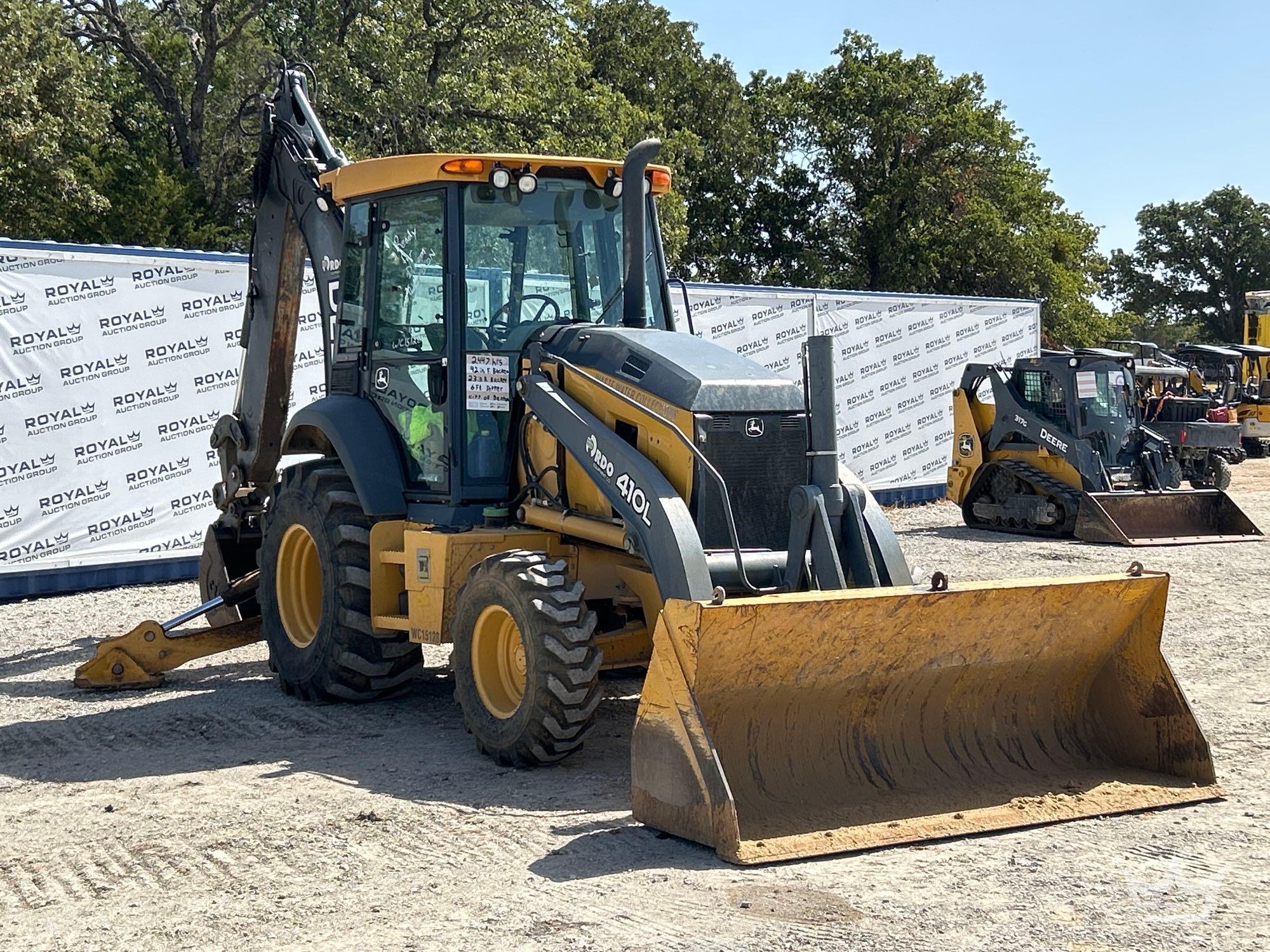 2015 John Deere 410LE