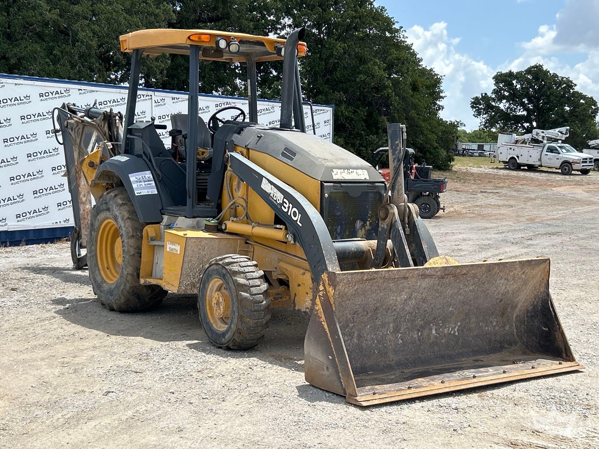 2018 John Deere 310