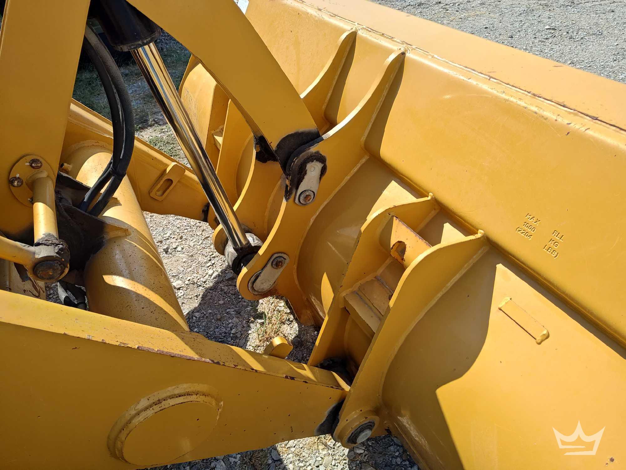2019 Caterpillar 430F2