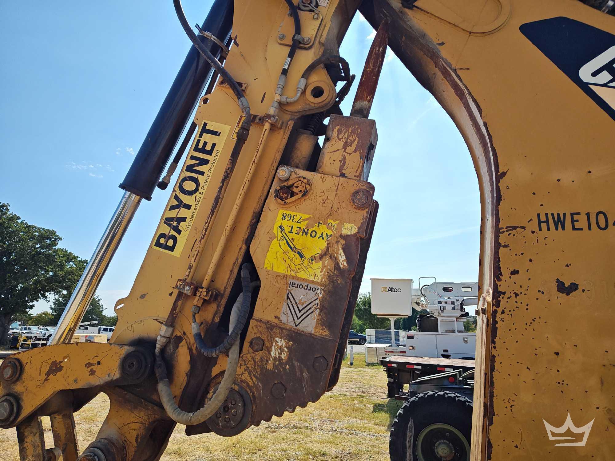 2019 Caterpillar 430F2