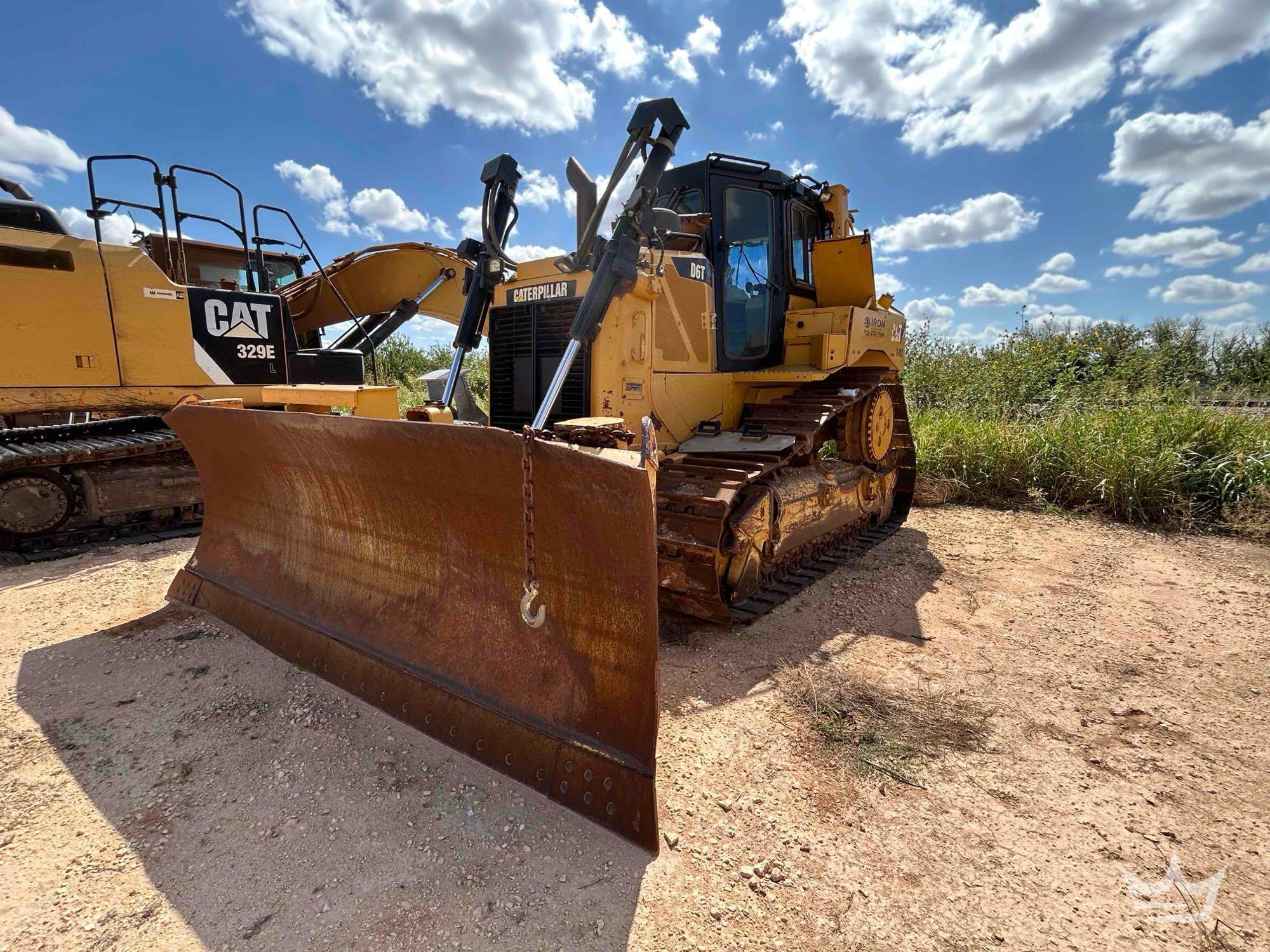 2012 Caterpillar D6T