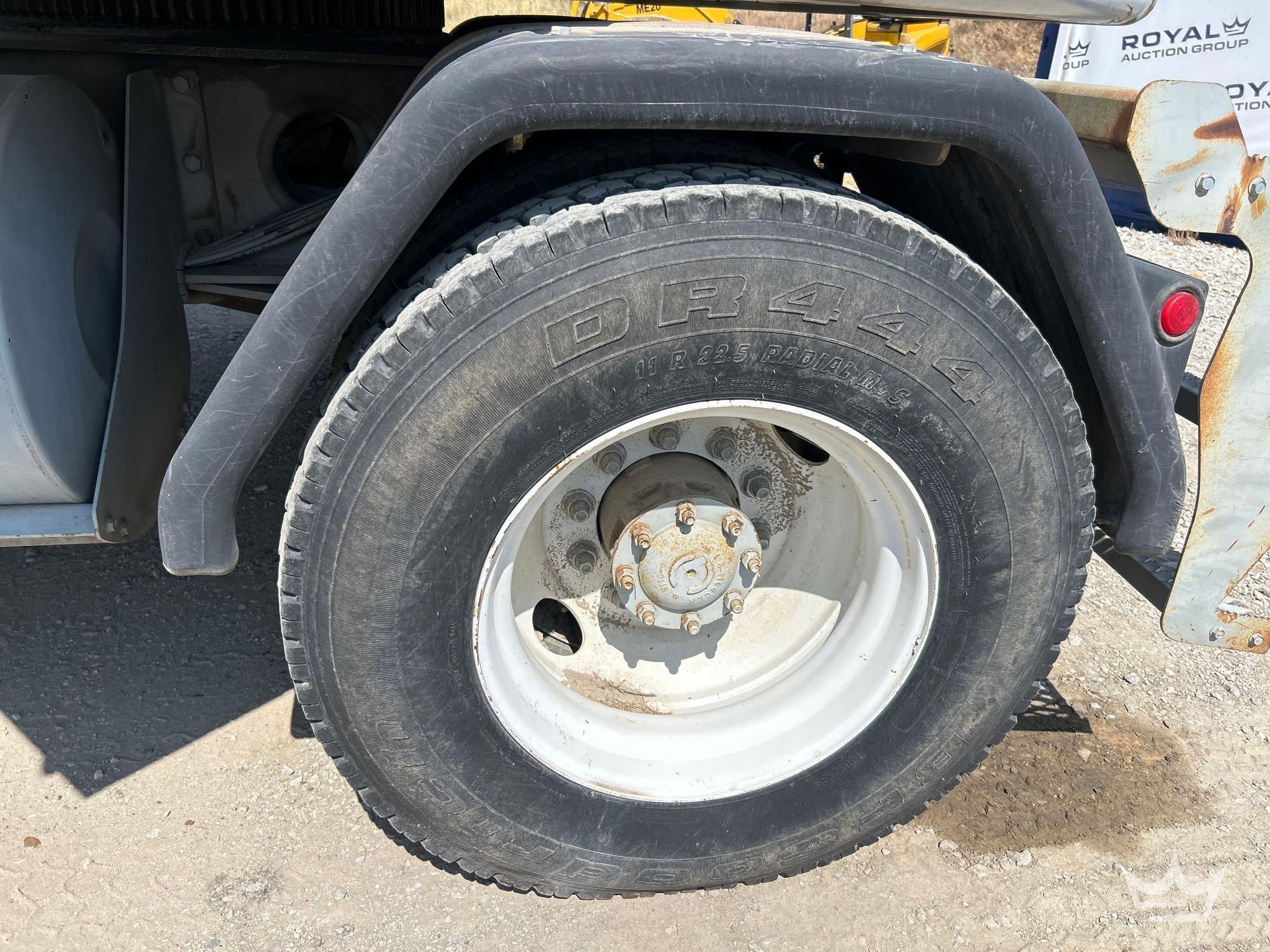 2011 Gradall XL 3100