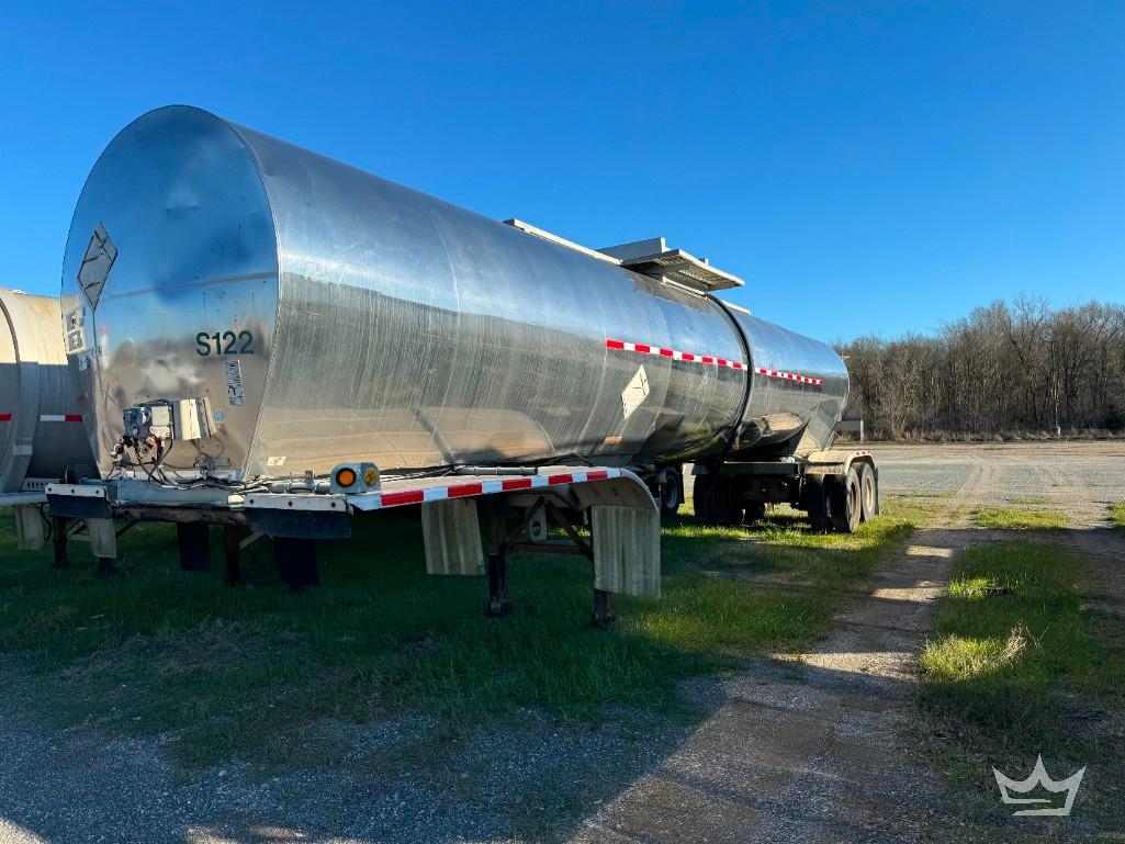 1987 Fruehauf MC 307 Insulated 7,500 Gallon T/A Chemical Tanker Trailer