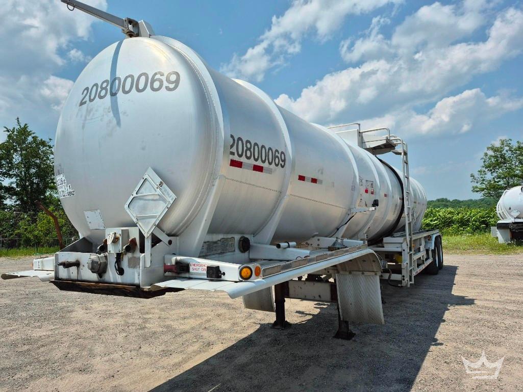 2014 Mueller 8,400 Gallon T/A Chemical Tanker Trailer