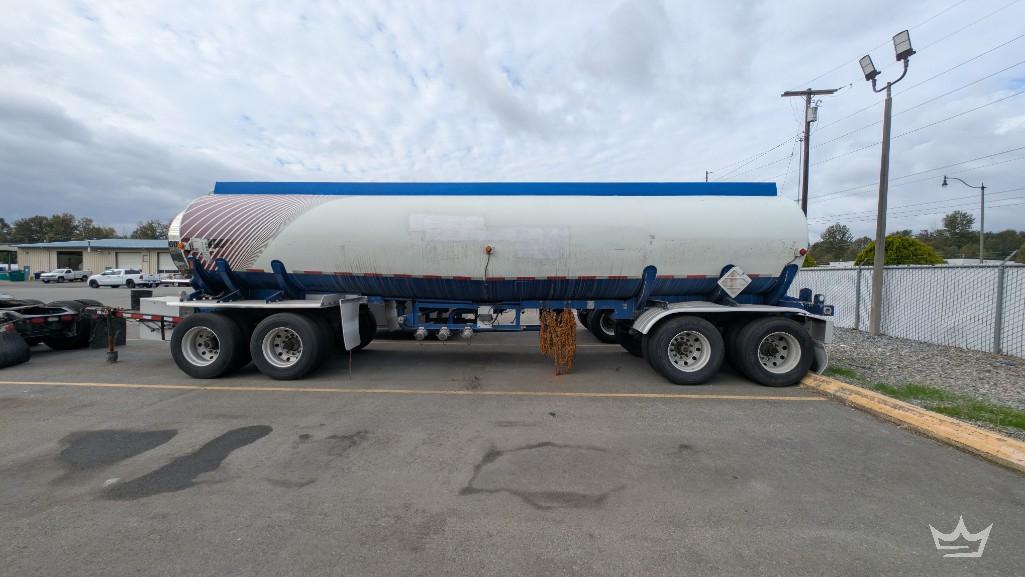 2005 Heil 7,400 Gallon Quad Axle Chemical Tanker Trailer