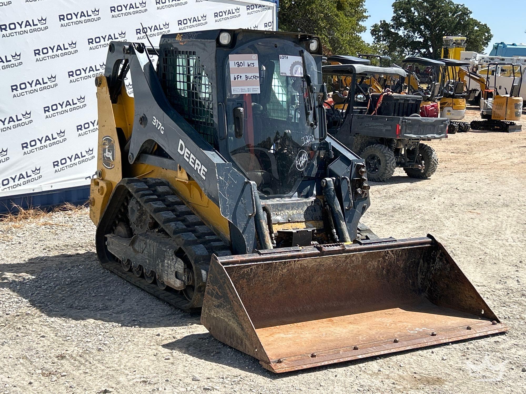 2021 John Deere 317G