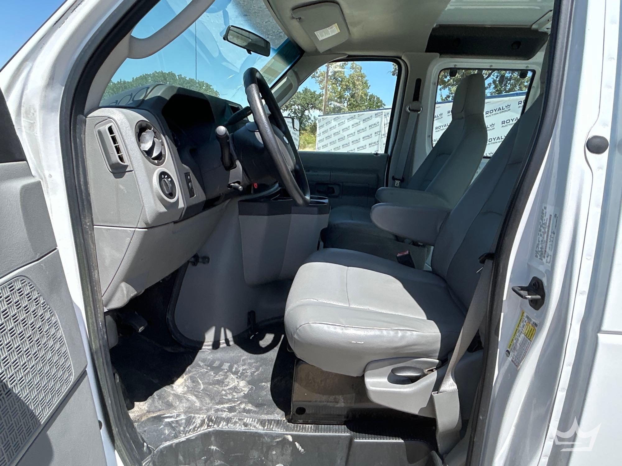 2014 Ford E350