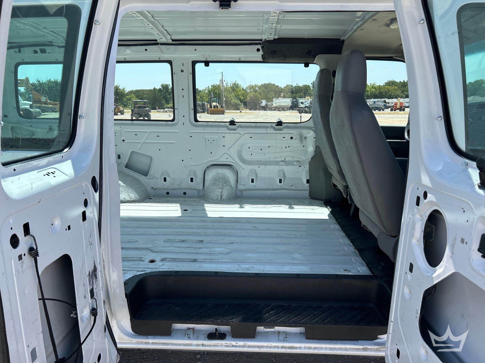 2014 Ford E350