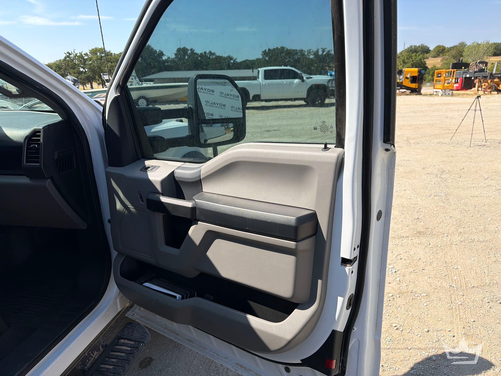2022 Ford F-550