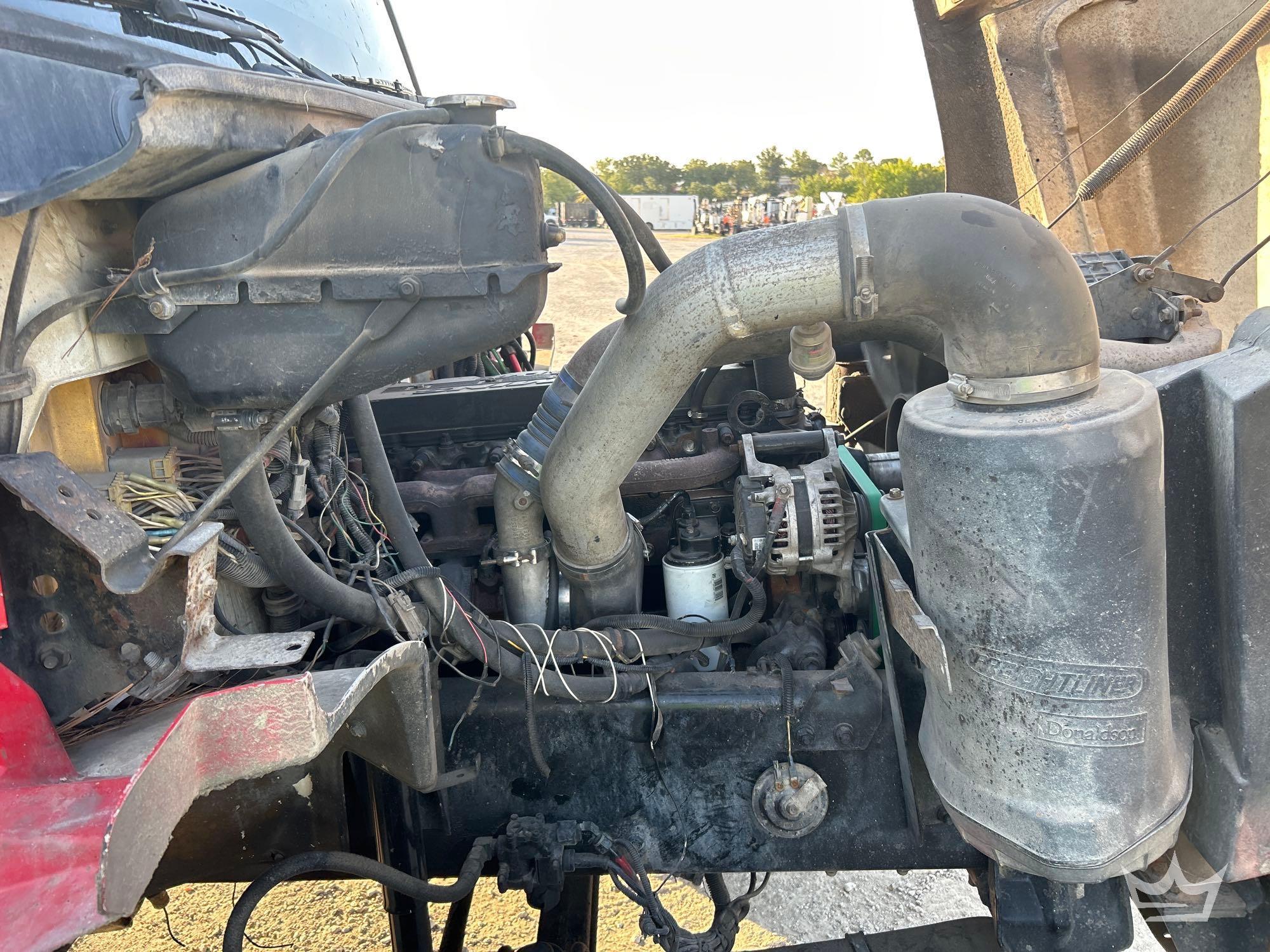 2000 Freightliner FL70