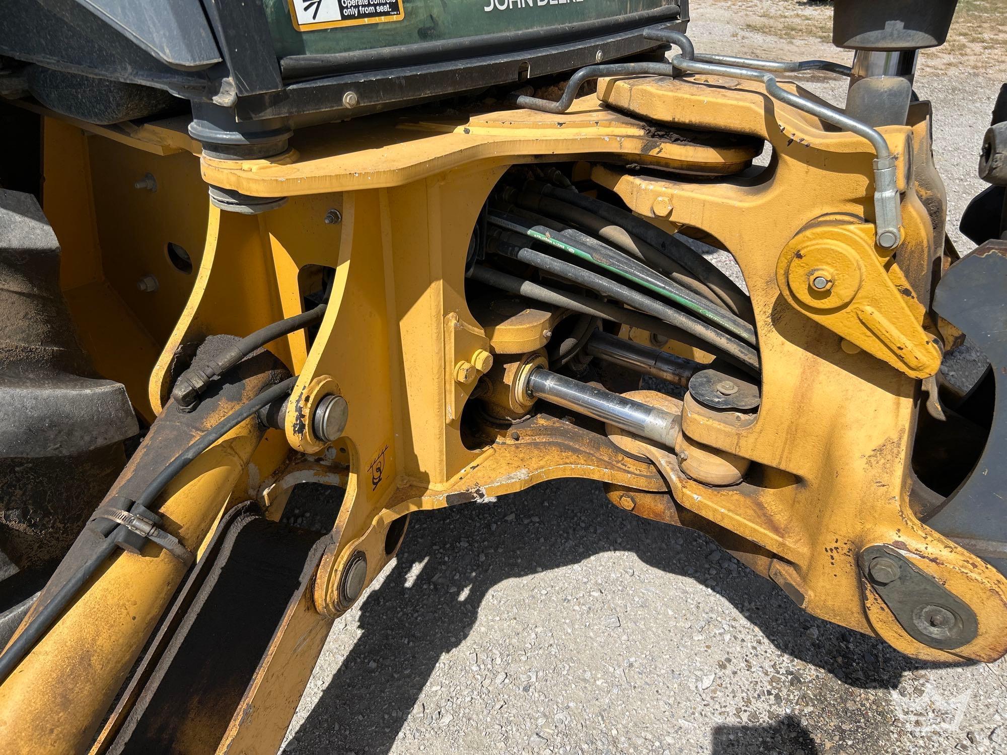 2015 John Deere 410LE
