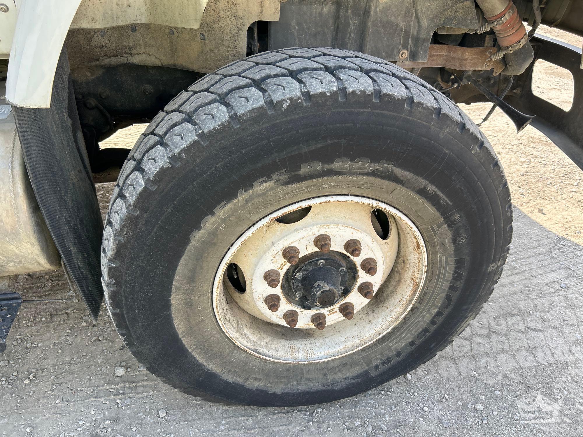 2015 International 7400