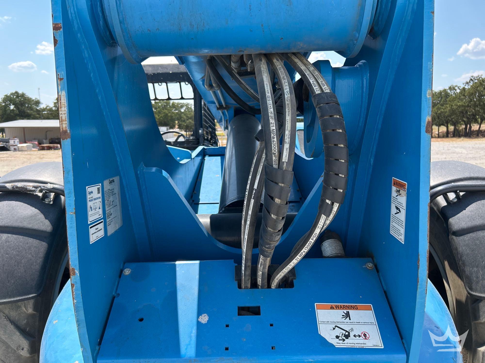 2019 Genie GTH-844