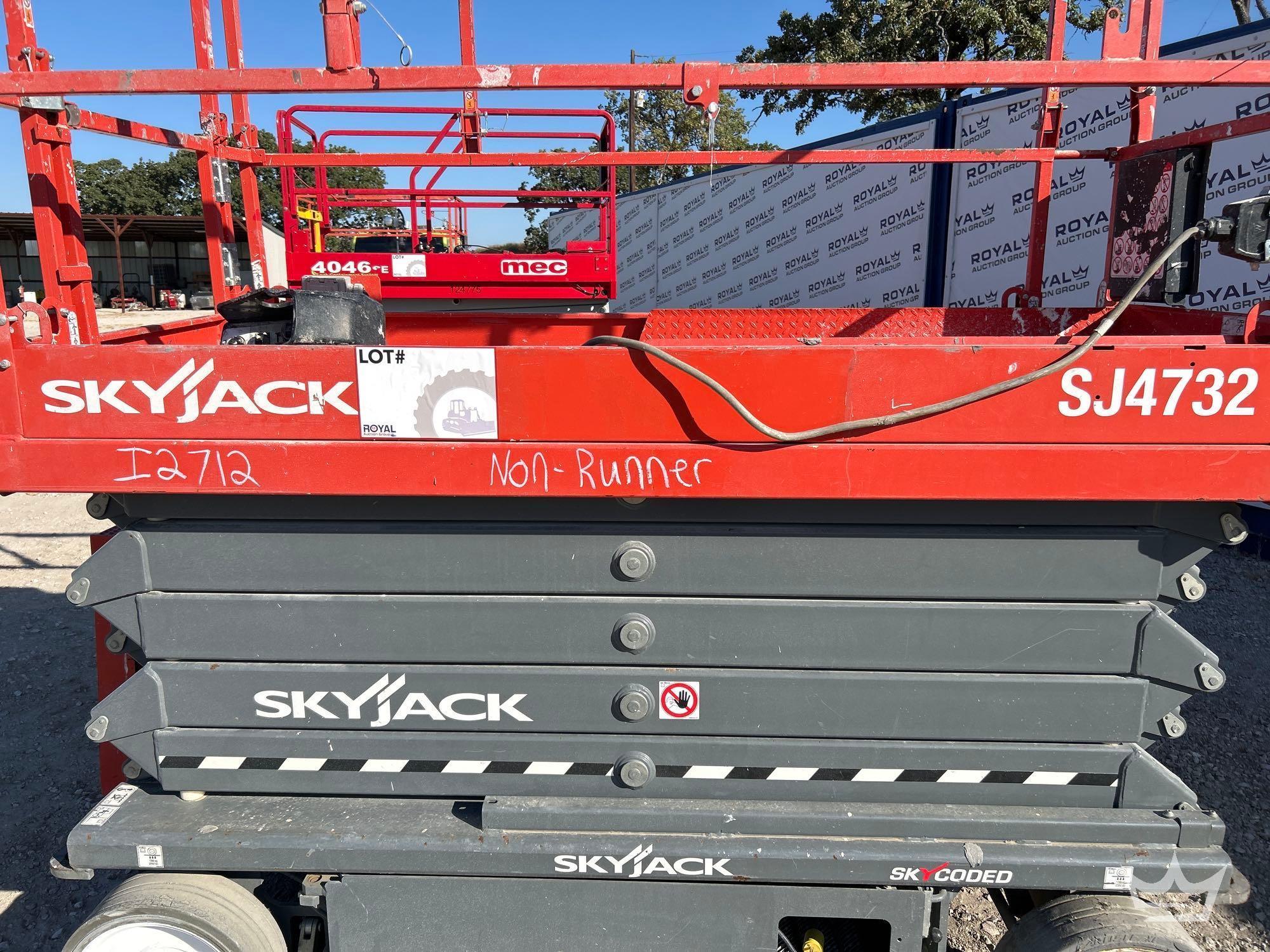 2021 Skyjack 4732