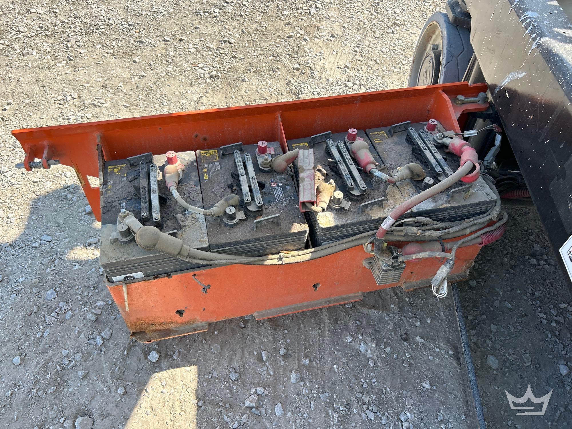 2021 JLG 2632