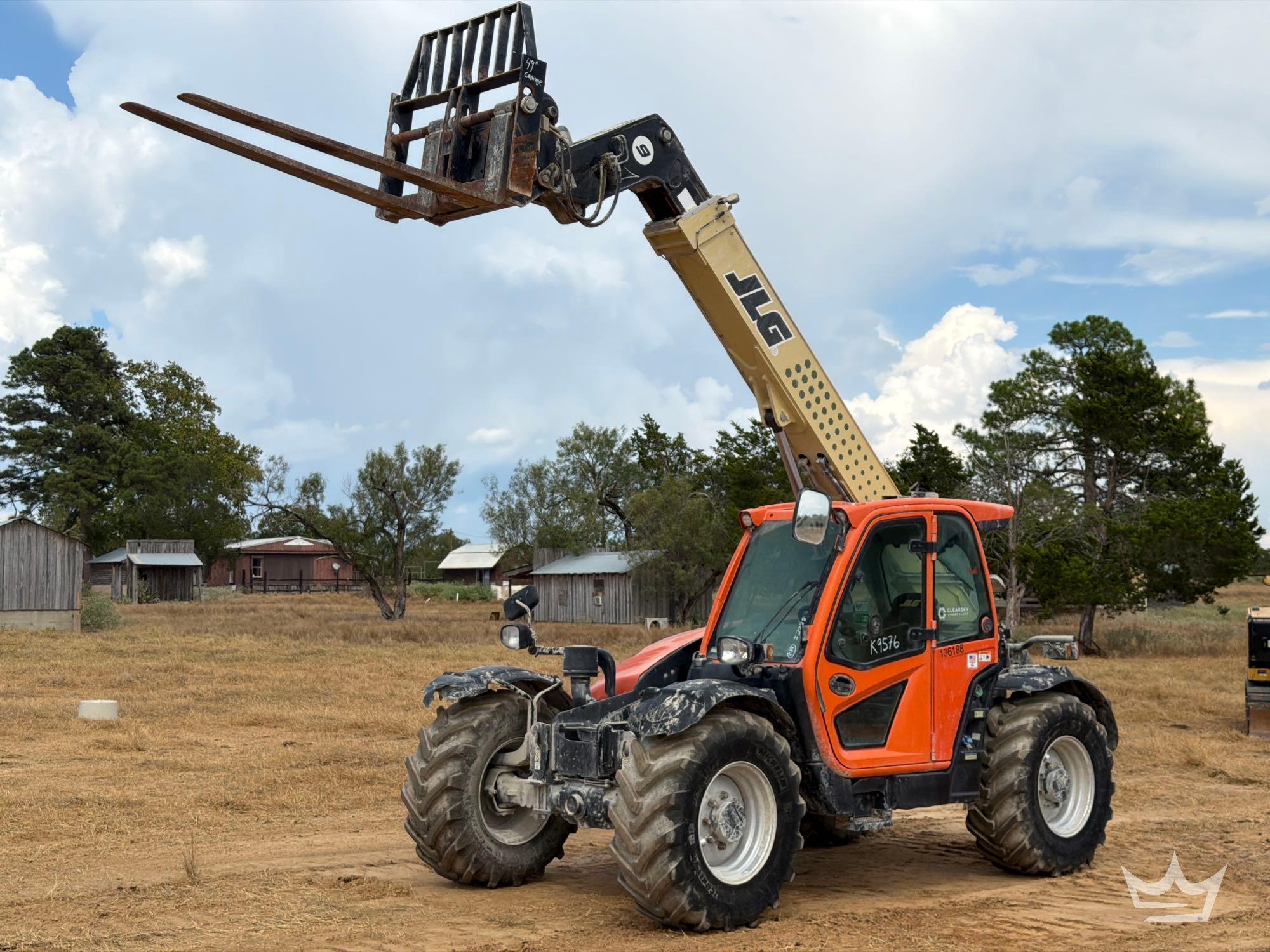 2024 JLG 925