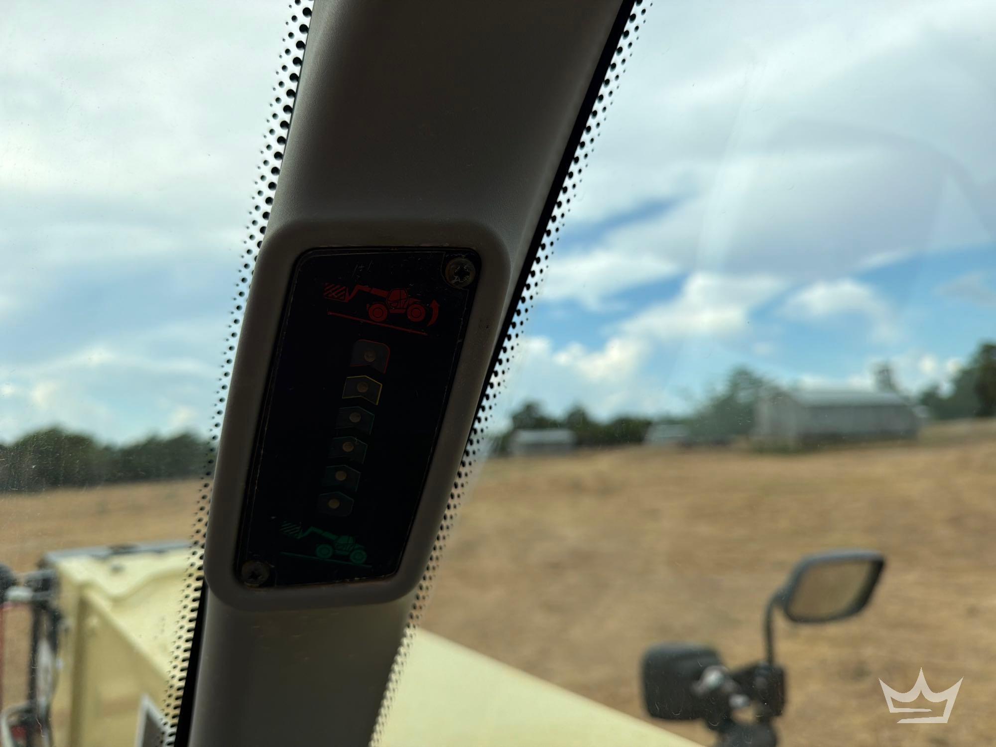 2023 JLG 925